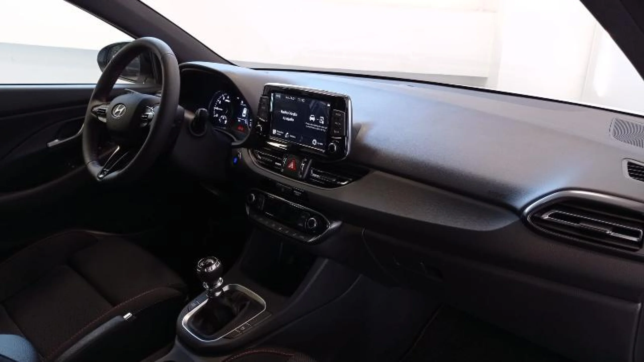 HYUNDAI I30 1.0 TGDI N LINE 120 CV - Foto 7