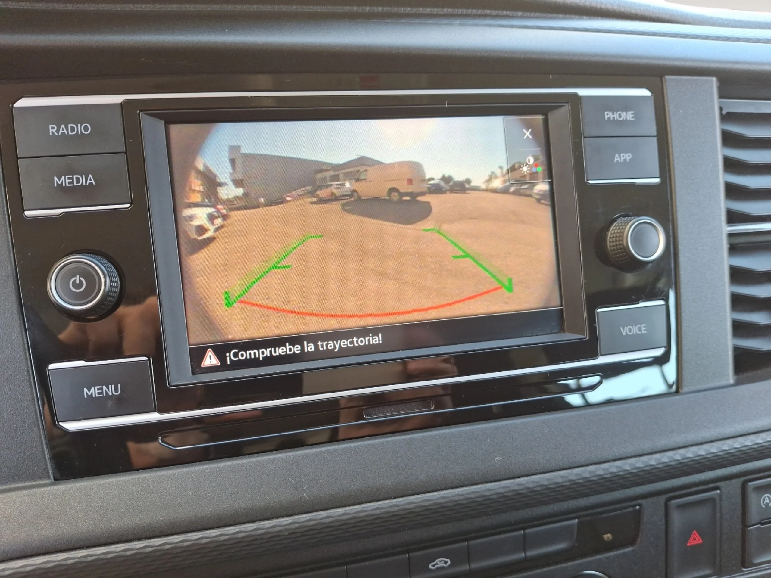 VW COMERCIALES Transporter TRANSPORTER 6.1 FURGSN BATALLA LARGA 2.0 TDI 110 KW (150 CV) 6 VEL. 2.800 - Foto 13