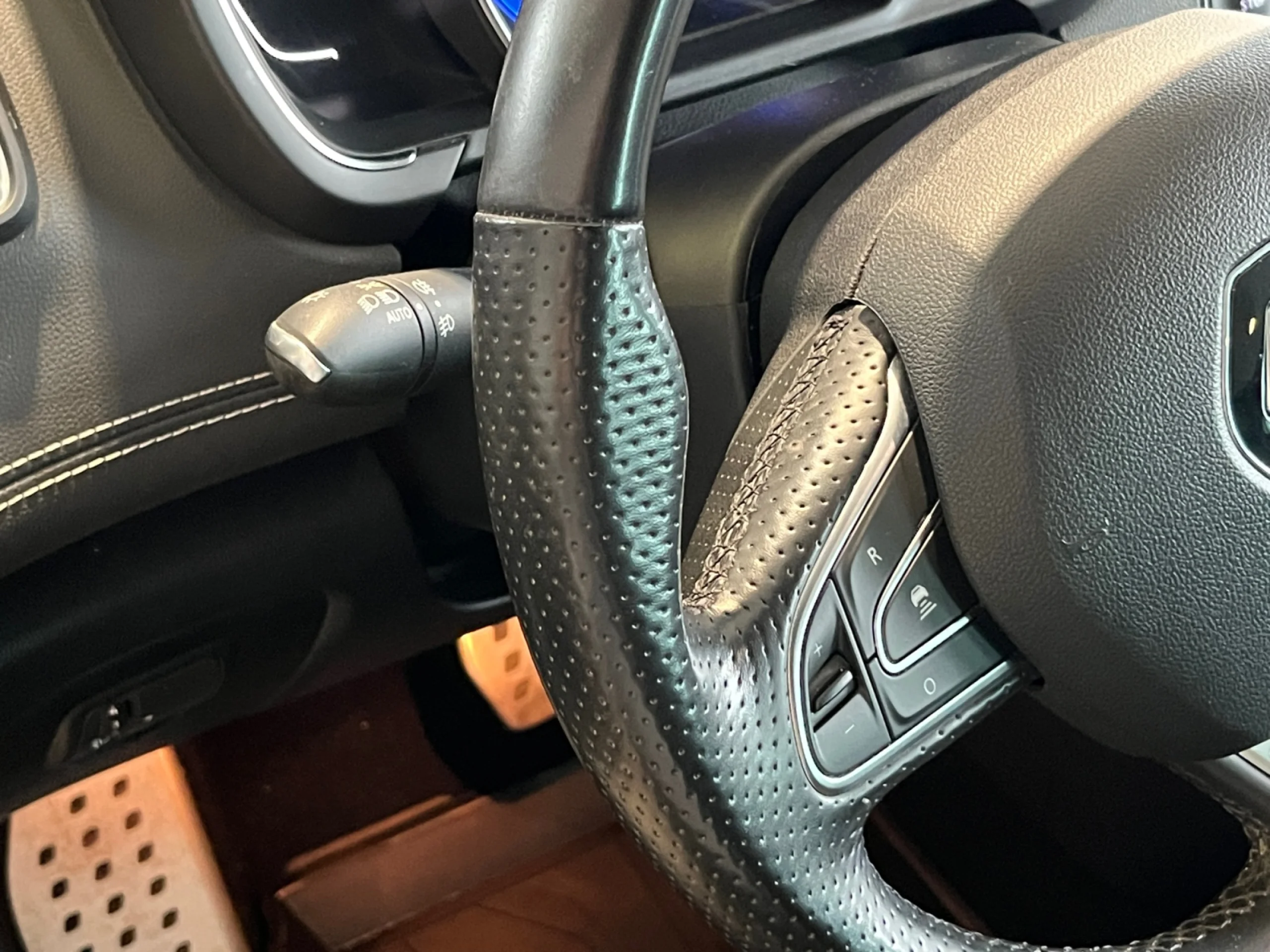 RENAULT GRAND SCENIC BLACK EDITION TCE 117KW (160CV) EDC GPF - Foto 11