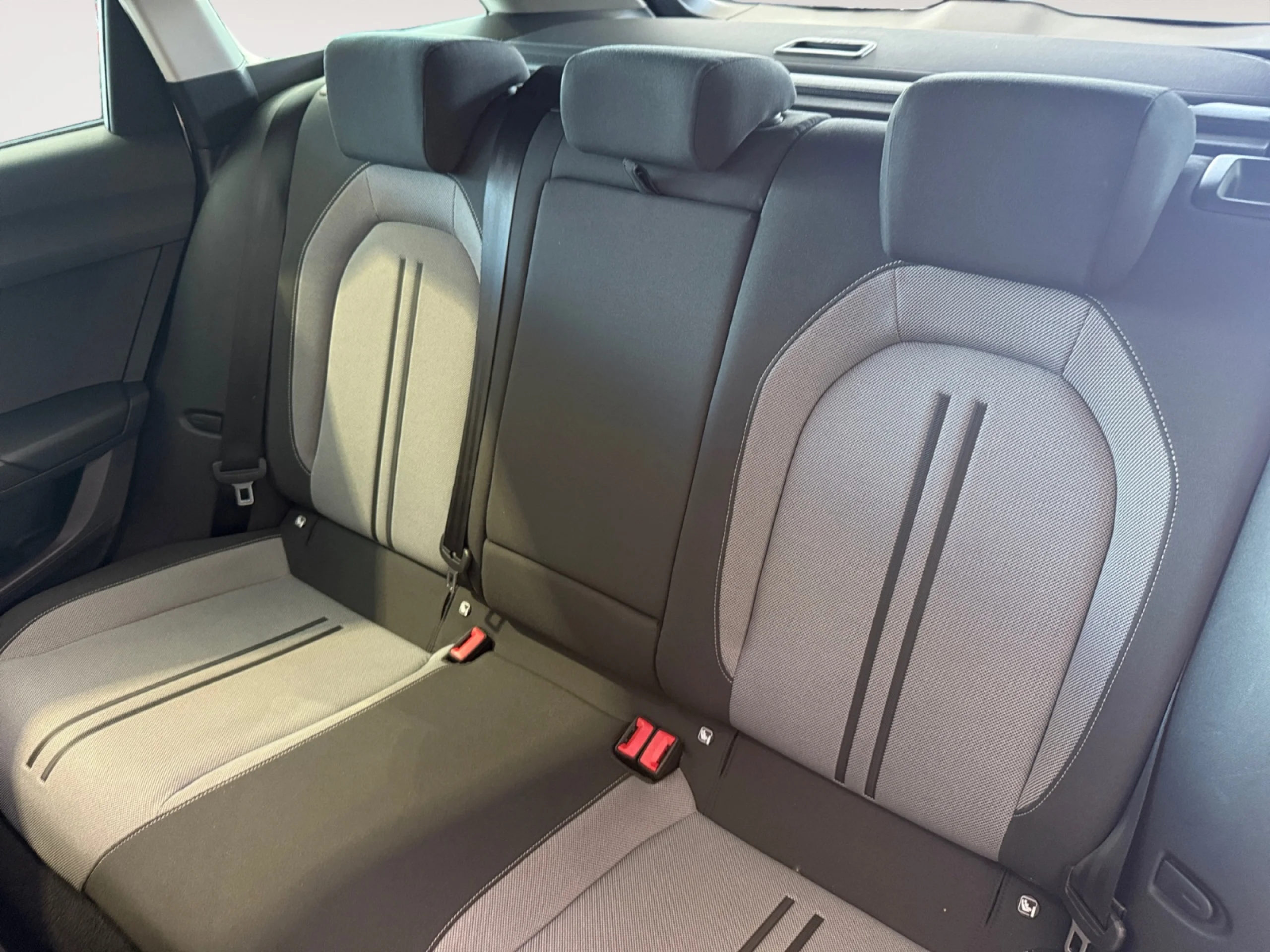 SEAT LEON SP 2.0 TDI 110KW DSG STYLE GO - Foto 6