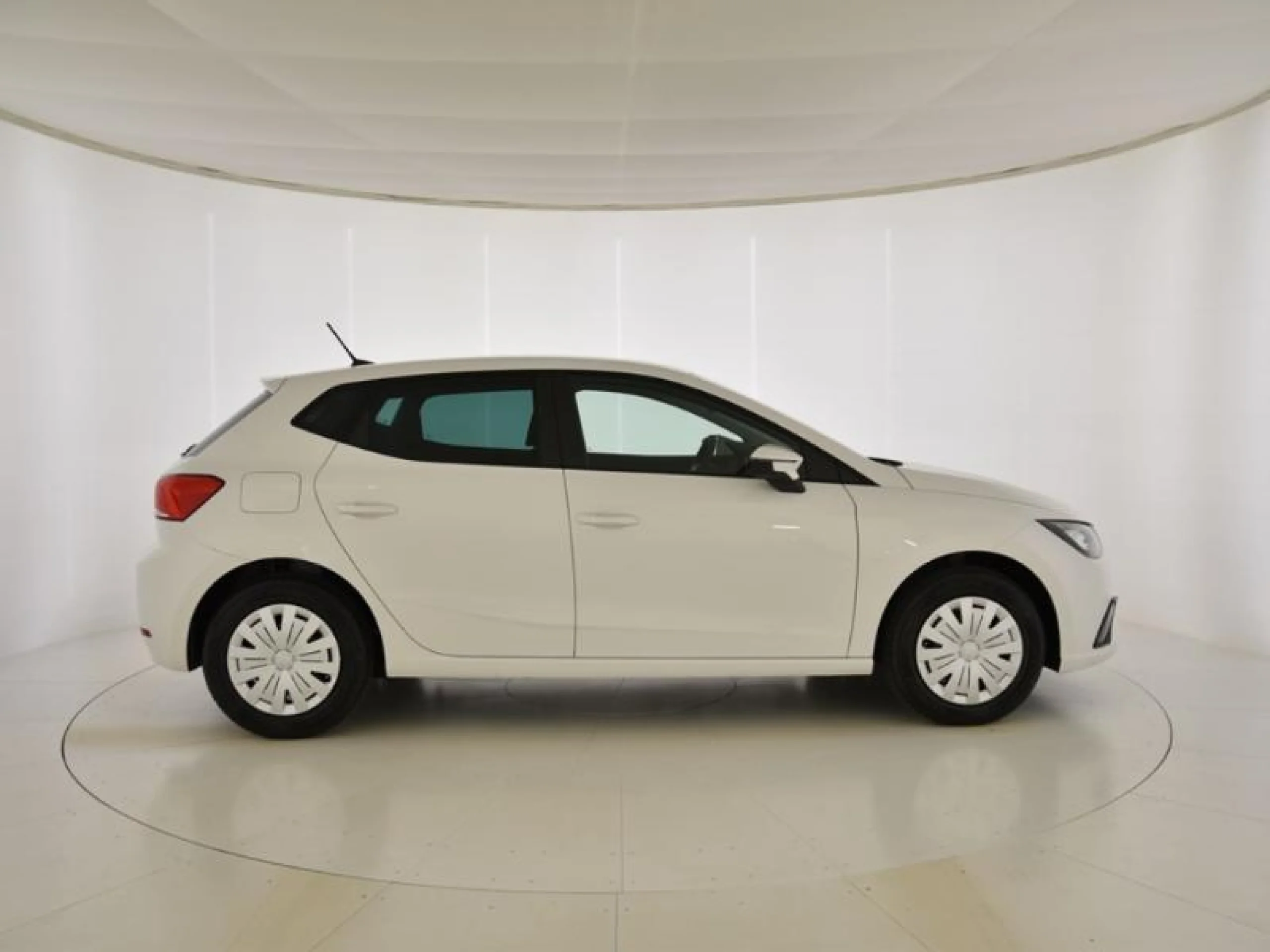 SEAT IBIZA 1.0 MPI 59KW (80CV) REFERENCE XL - Foto 3