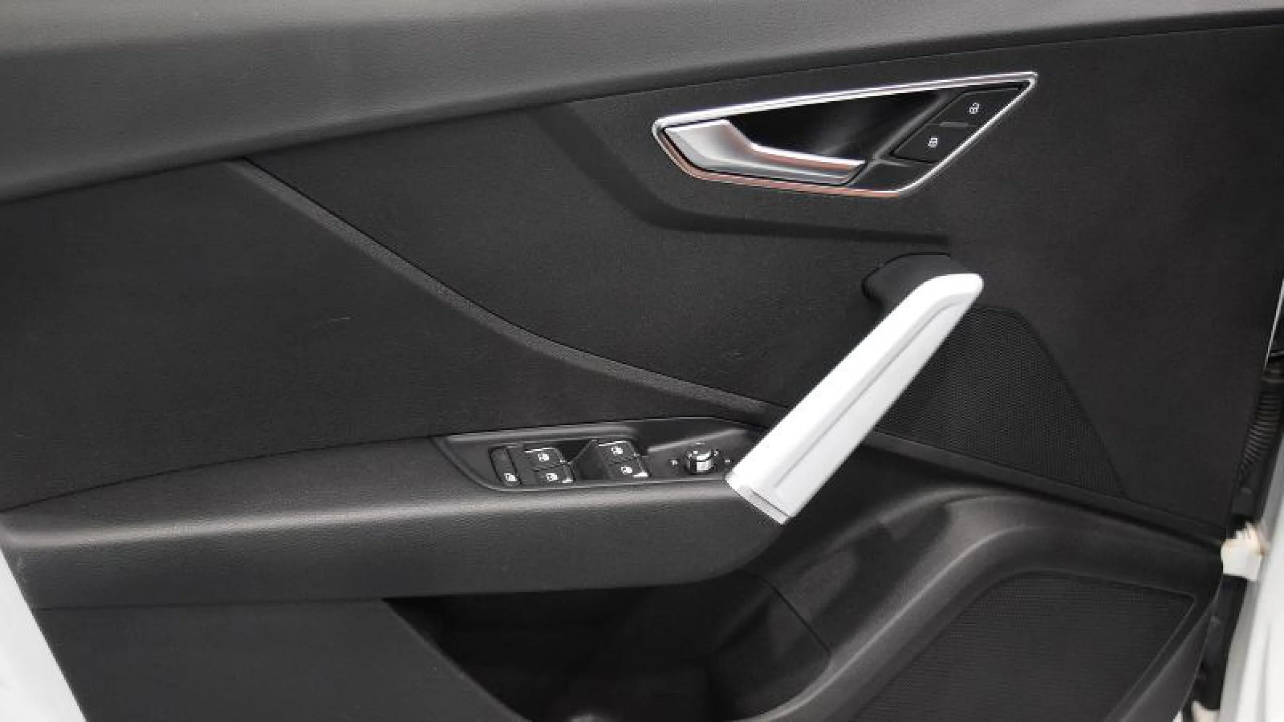 AUDI Q2 DESIGN 30 TDI 85KW (116CV) - Foto 14