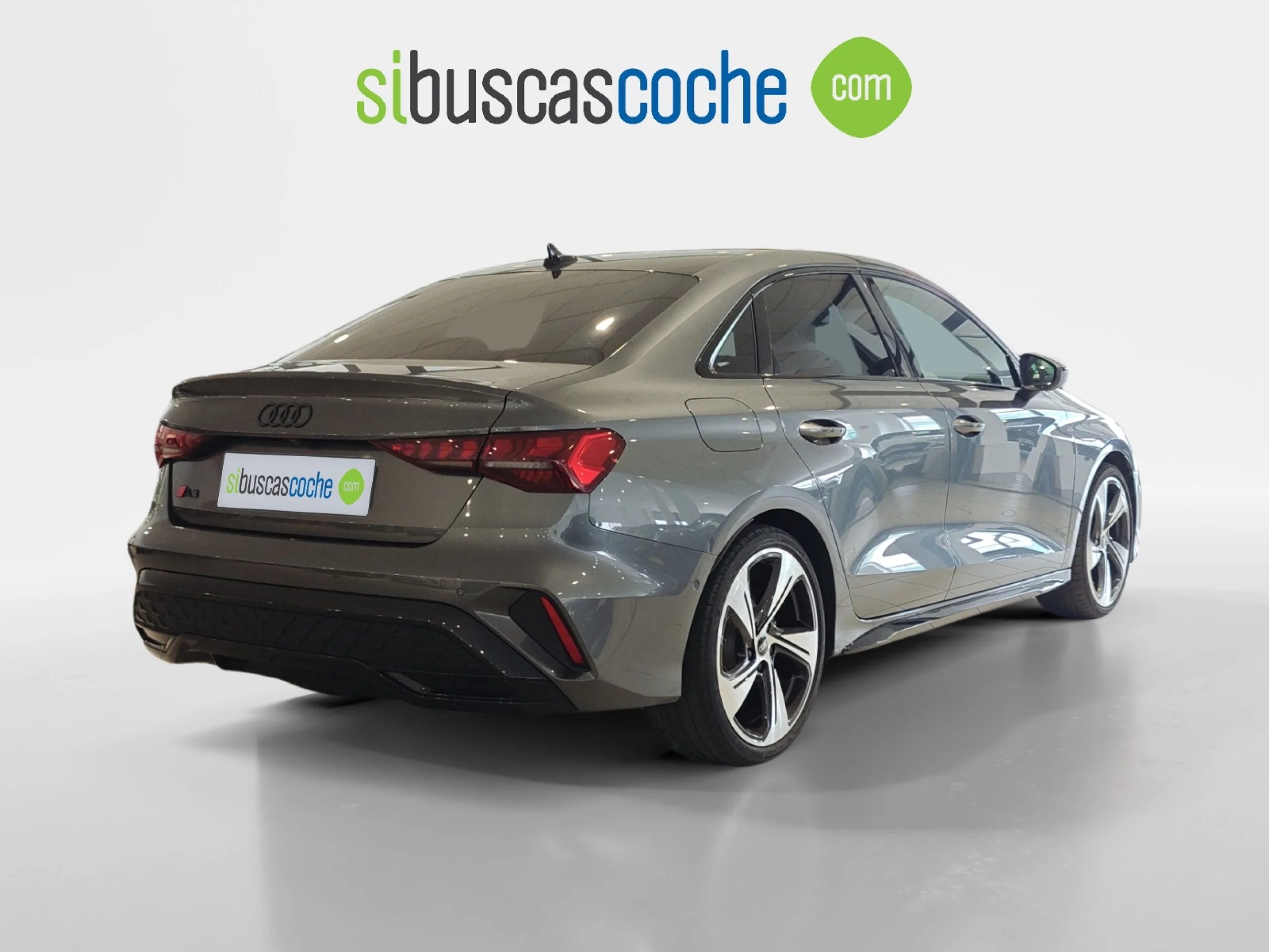 AUDI A3 SEDAN S LINE 35 TFSI 110KW S TRONIC - Foto 4