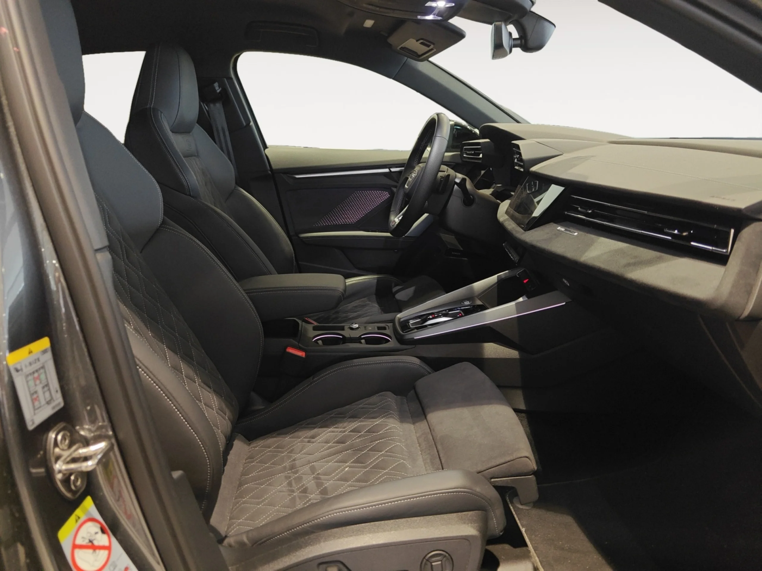 AUDI A3 SEDAN S LINE 35 TFSI 110KW S TRONIC - Foto 8