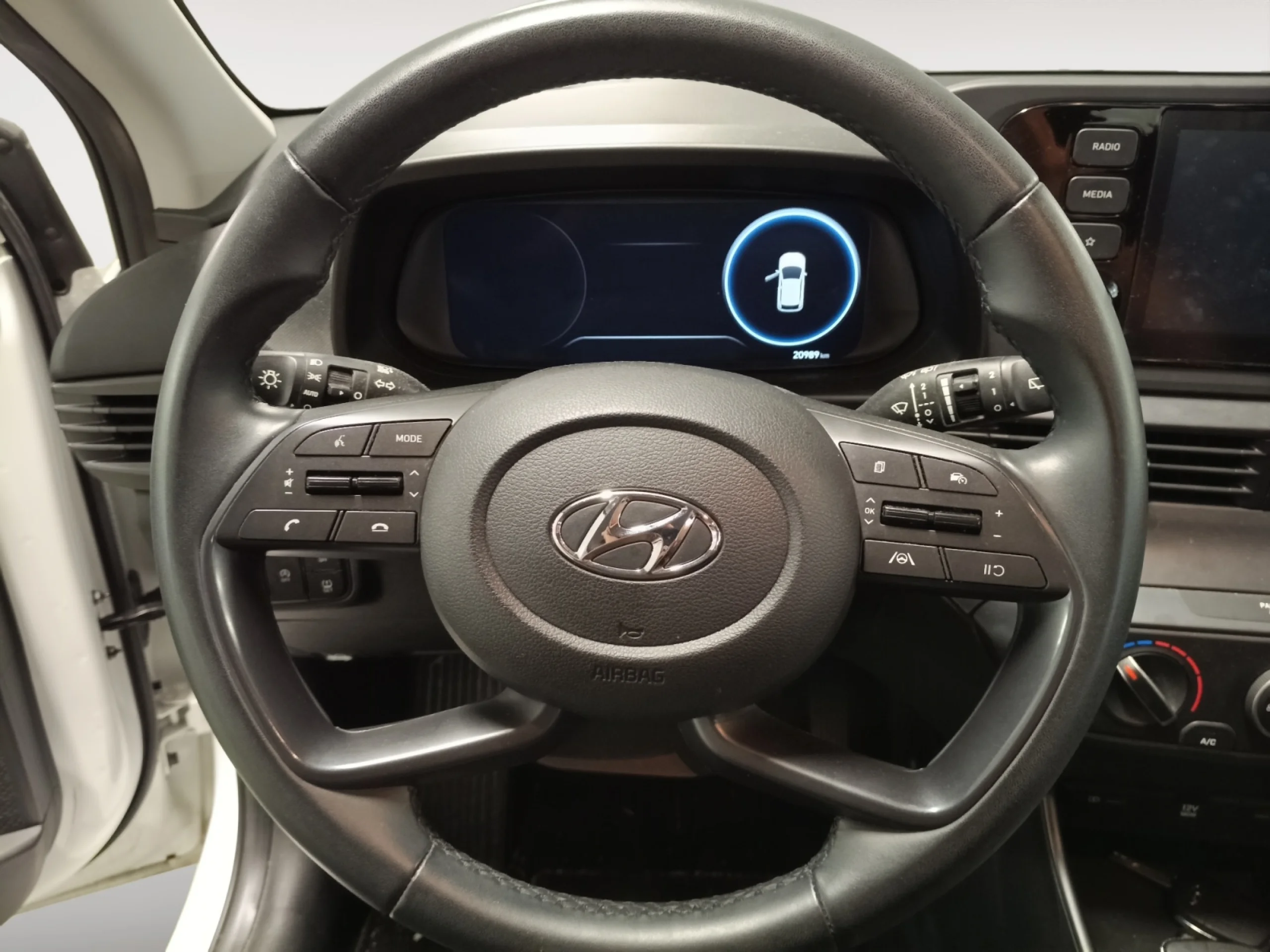 HYUNDAI I20 1.0 TGDI 74KW (100CV) 48V KLASS - Foto 11