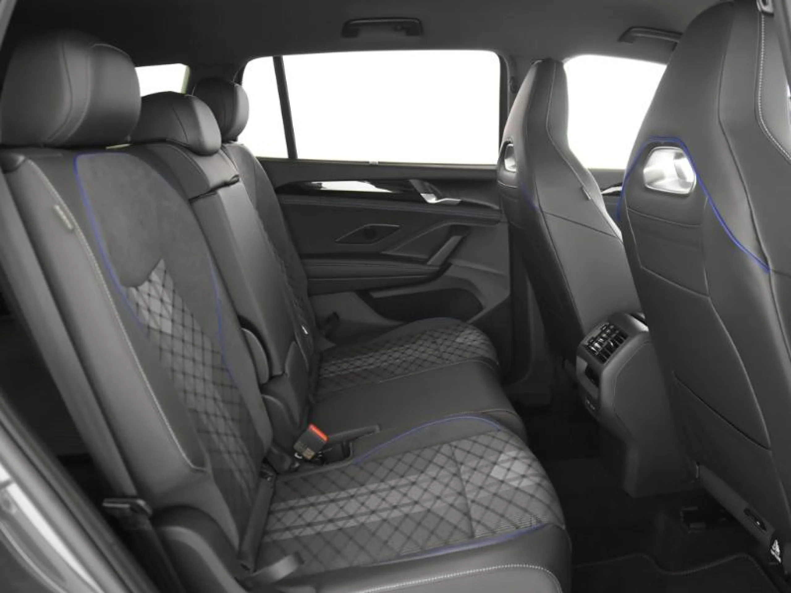 VOLKSWAGEN TAYRON TAYRON R LINE 1.5 ETSI 110 KW (150 CV)  AUTOM TICO DSG 7 VEL. - Foto 6