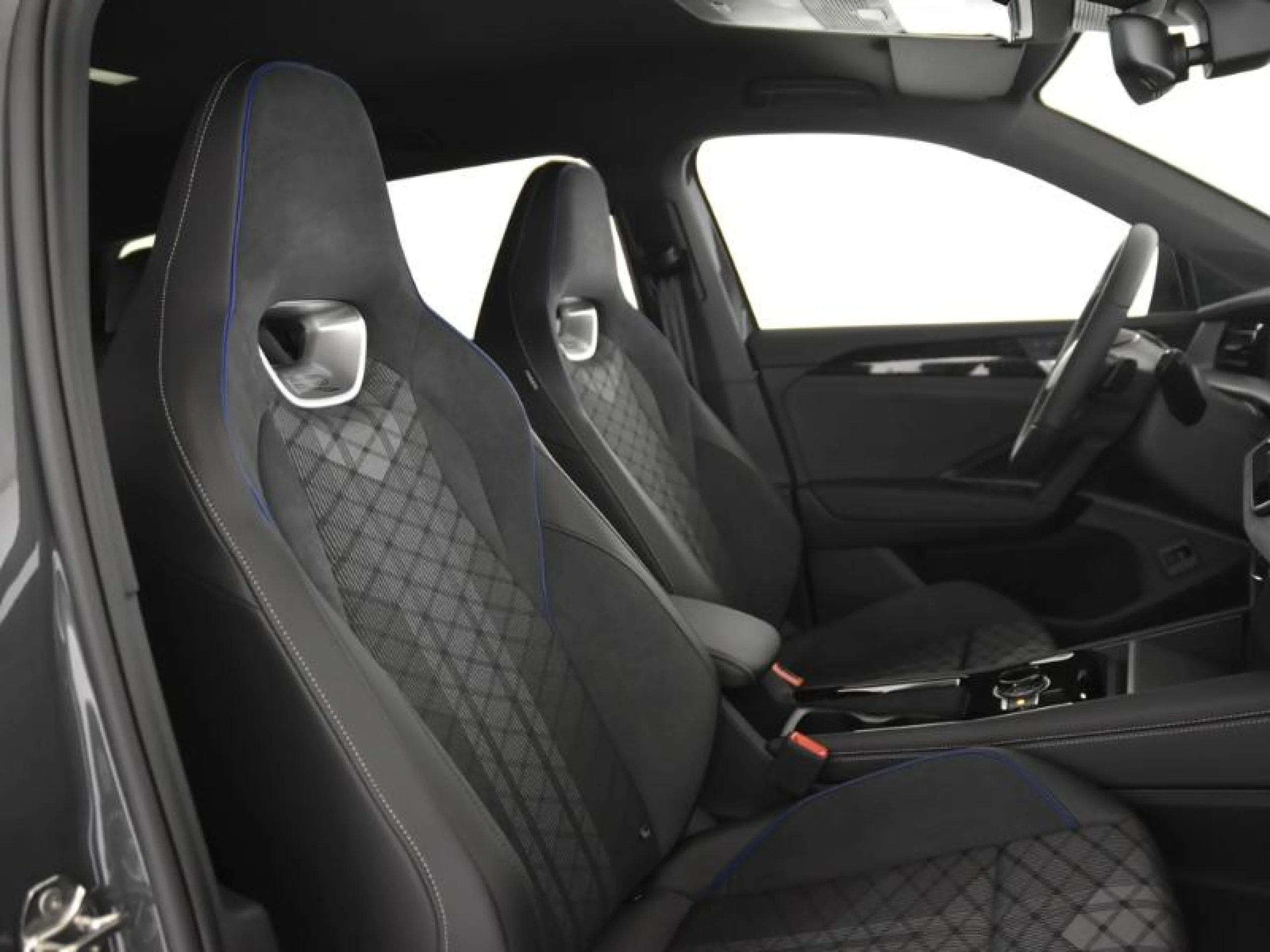 VOLKSWAGEN TAYRON TAYRON R LINE 1.5 ETSI 110 KW (150 CV)  AUTOM TICO DSG 7 VEL. - Foto 9