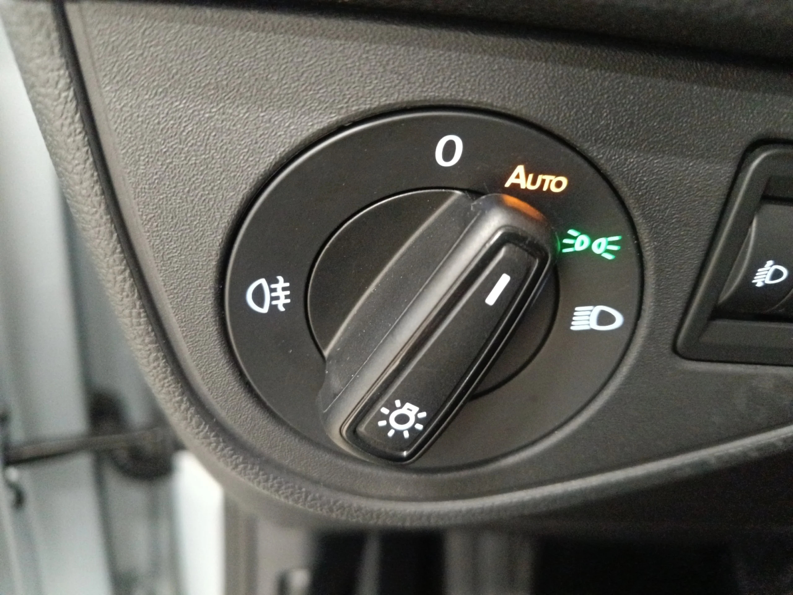 VOLKSWAGEN POLO POLO M S 1.0 TSI 70 KW (95 CV)  AUTOM TICO DSG 7 VEL. - Foto 12