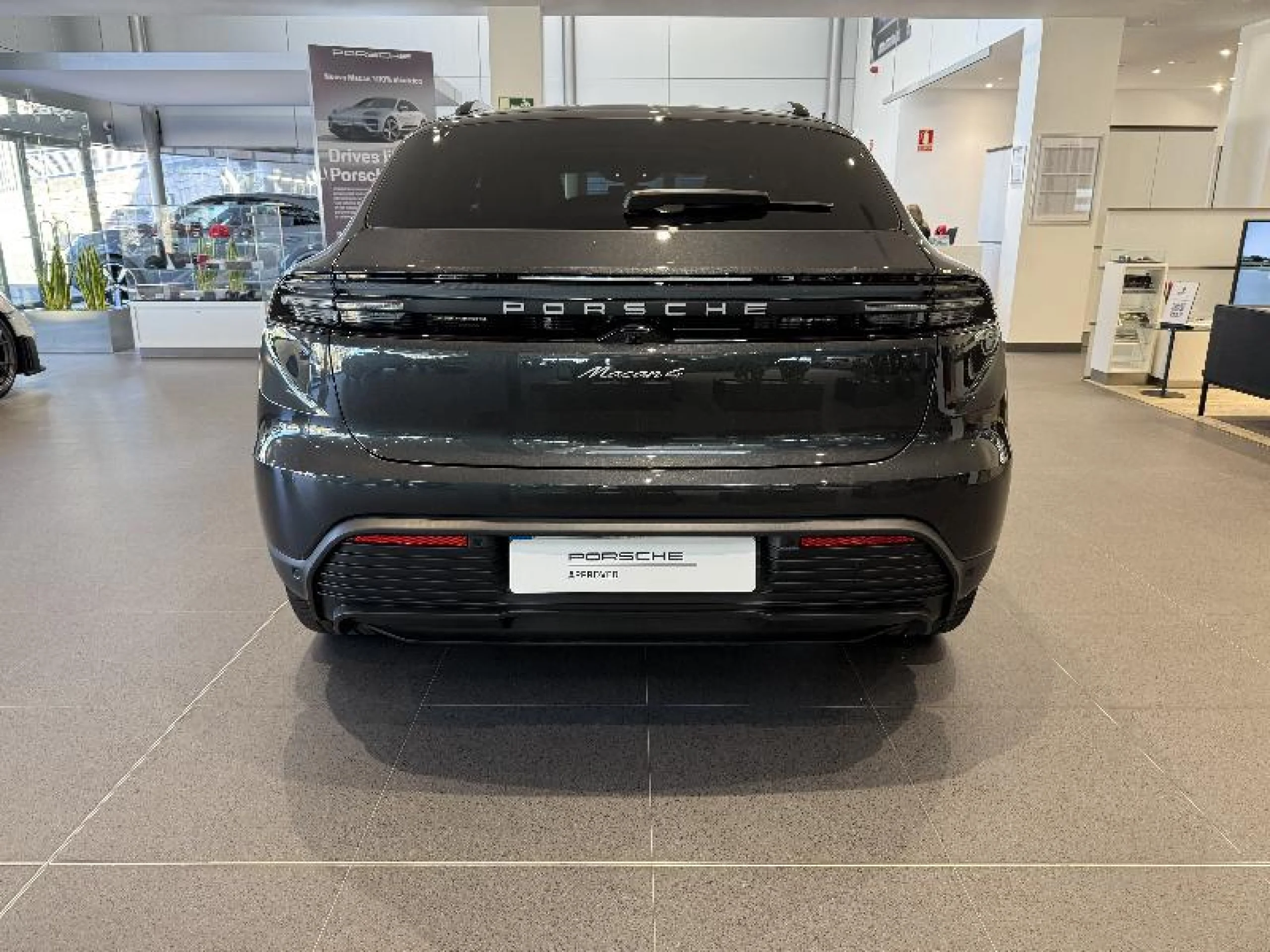 PORSCHE MACAN 4 - Foto 4