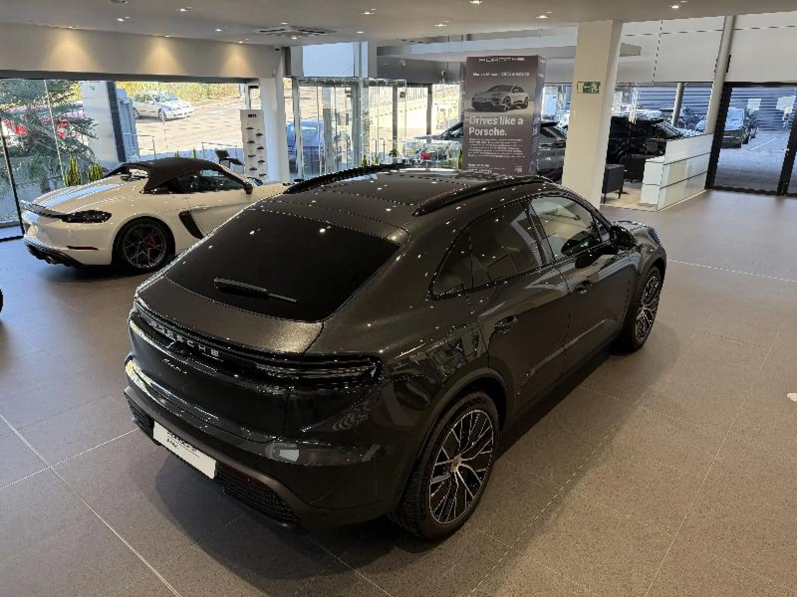 PORSCHE MACAN 4 - Foto 10