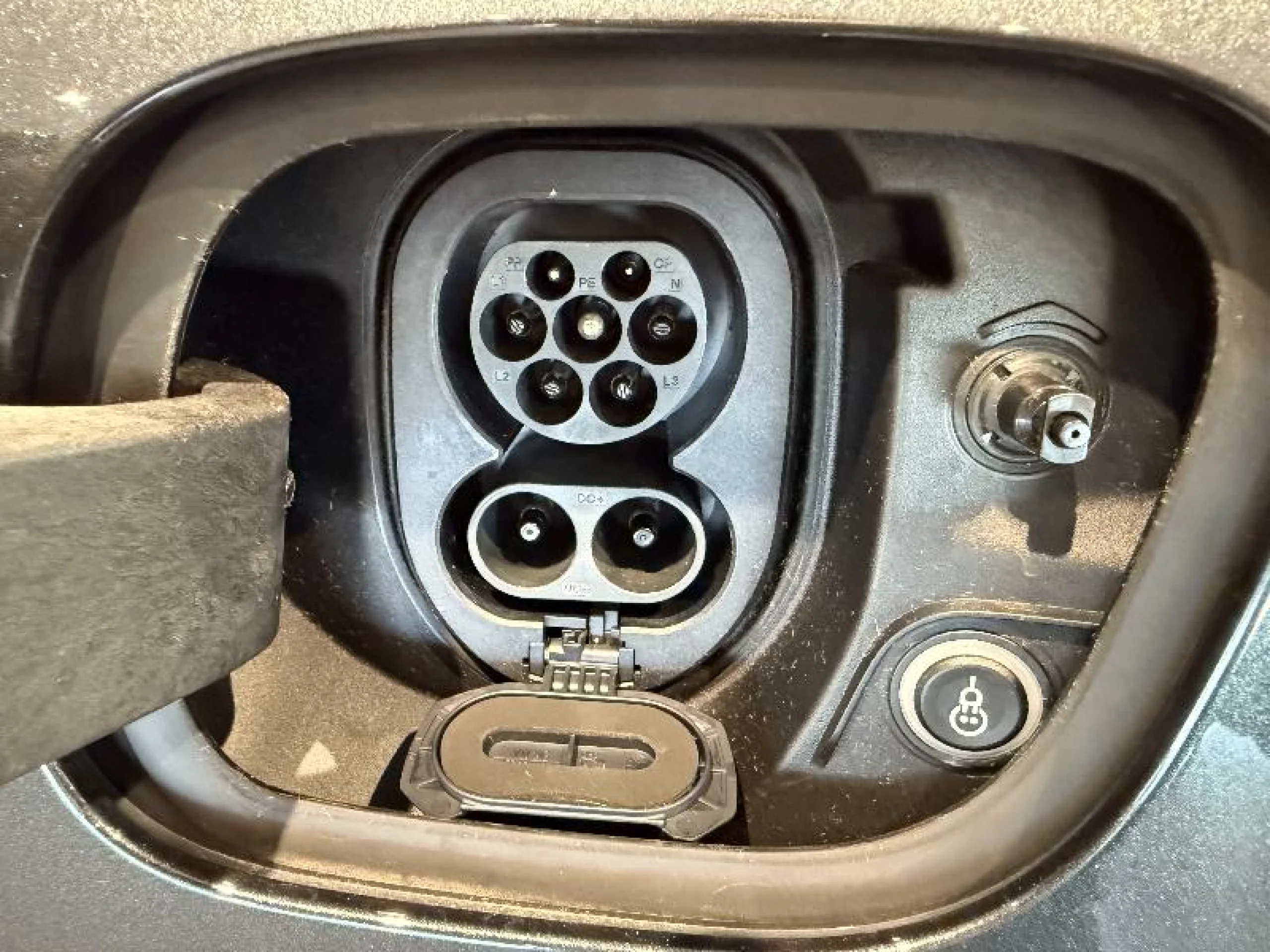 PORSCHE MACAN 4 - Foto 23