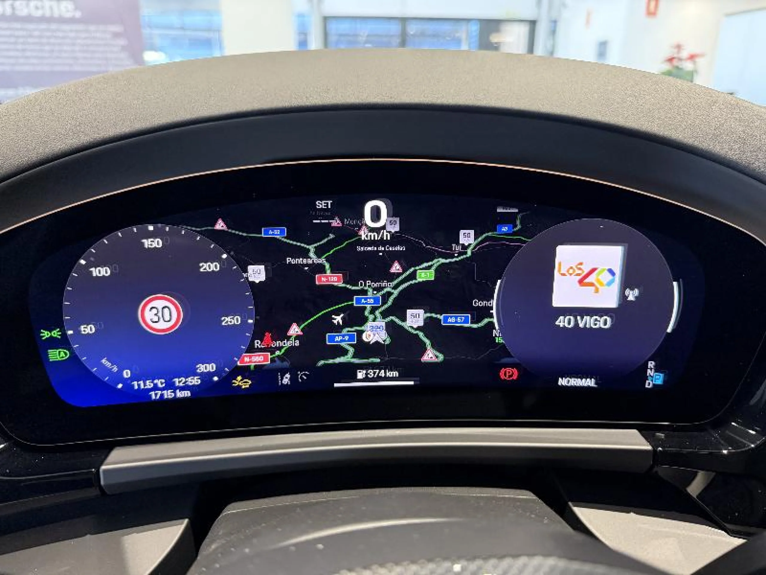 PORSCHE MACAN 4 - Foto 29