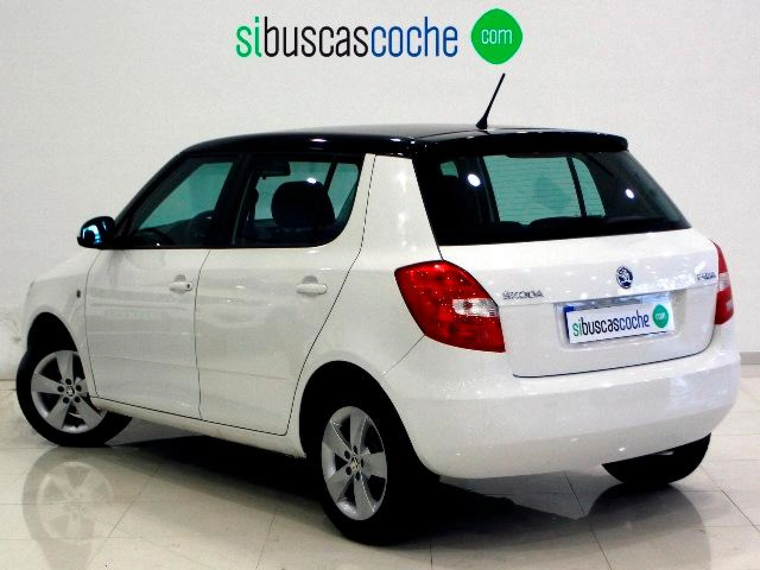 SKODA FABIA 1.2 69CV URBAN - Foto 2