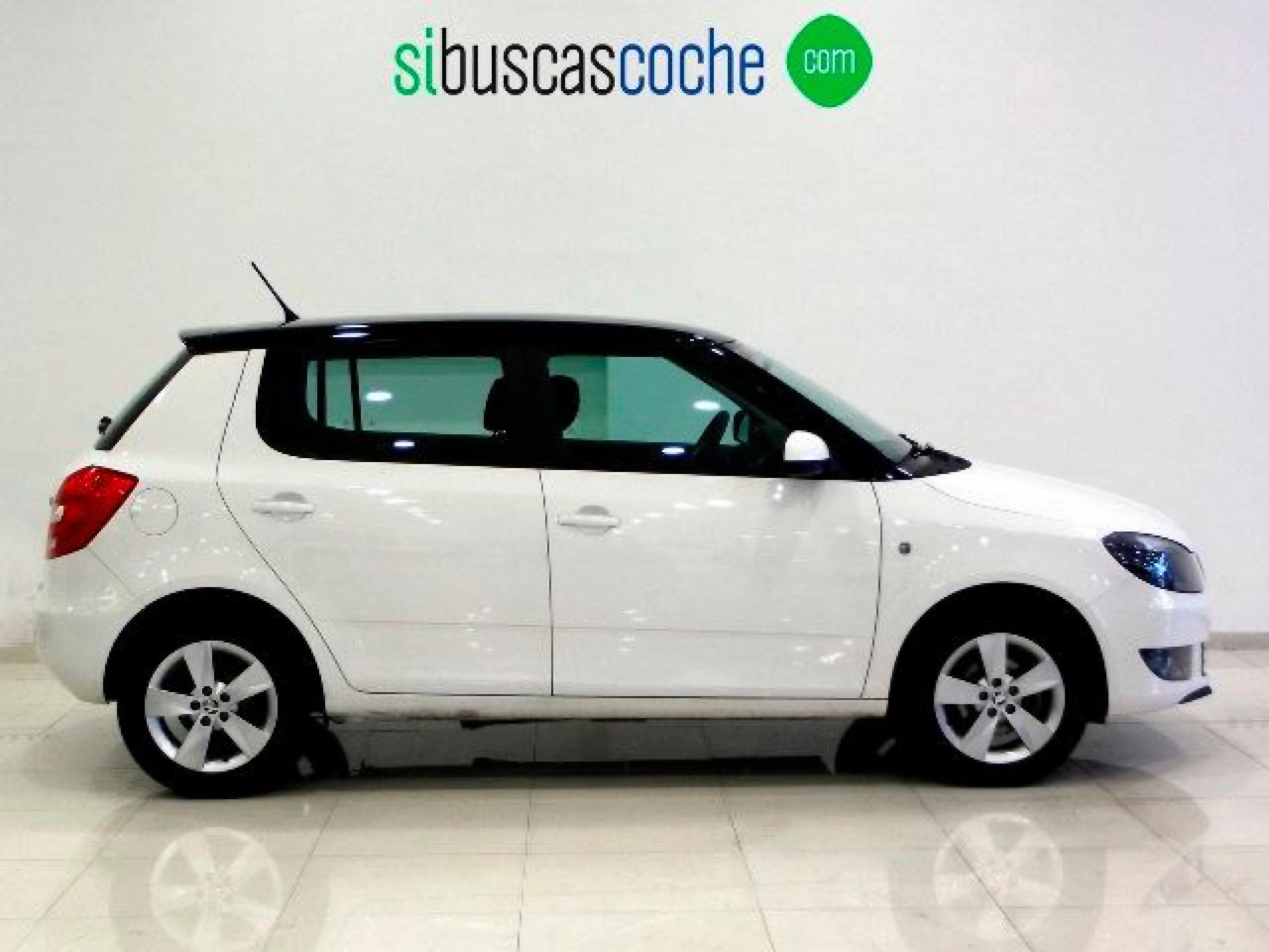 SKODA FABIA 1.2 69CV URBAN - Foto 3