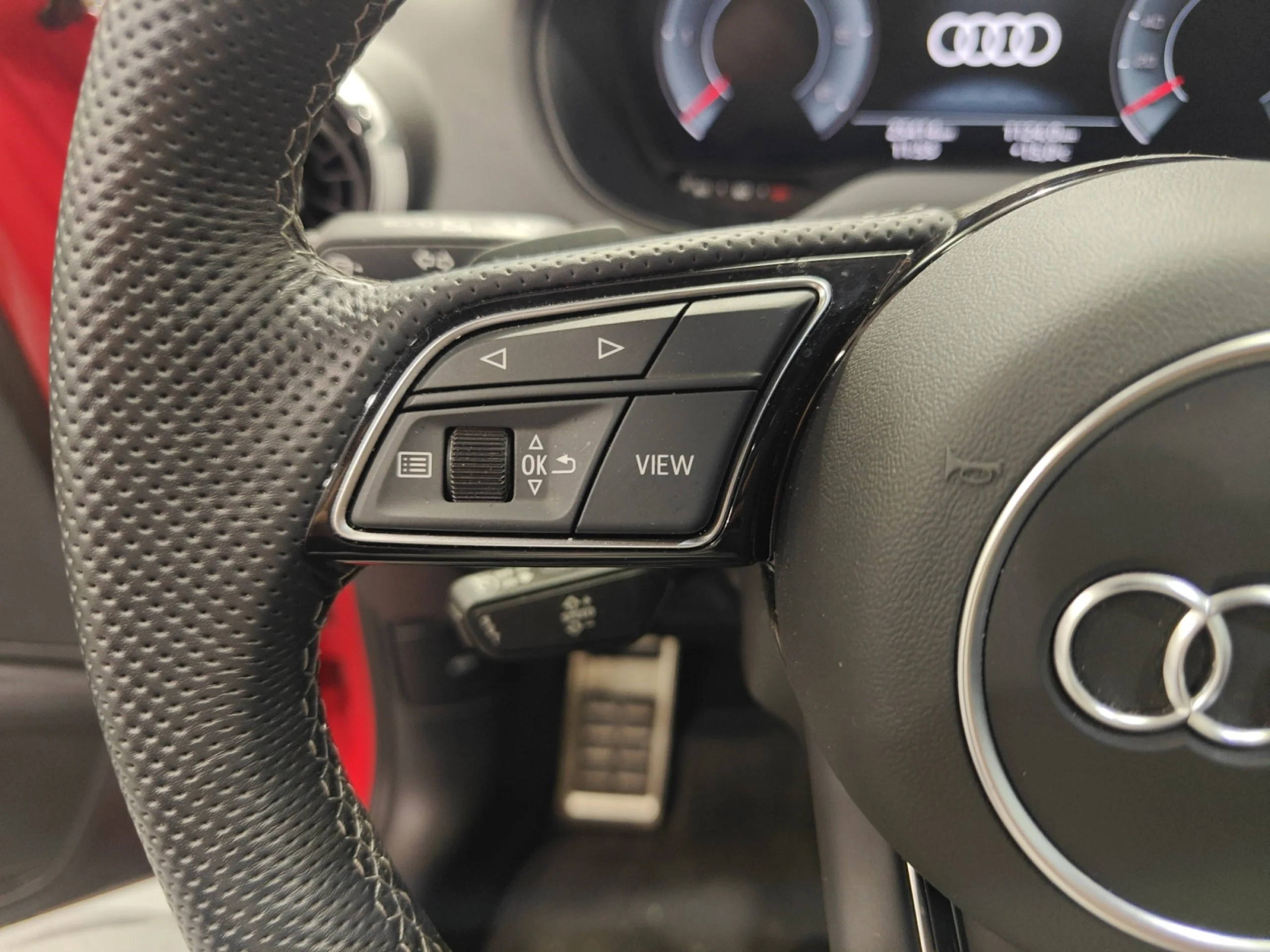 AUDI Q2 ADRENALIN 35 TDI 110KW (150CV) S TRONIC - Foto 11