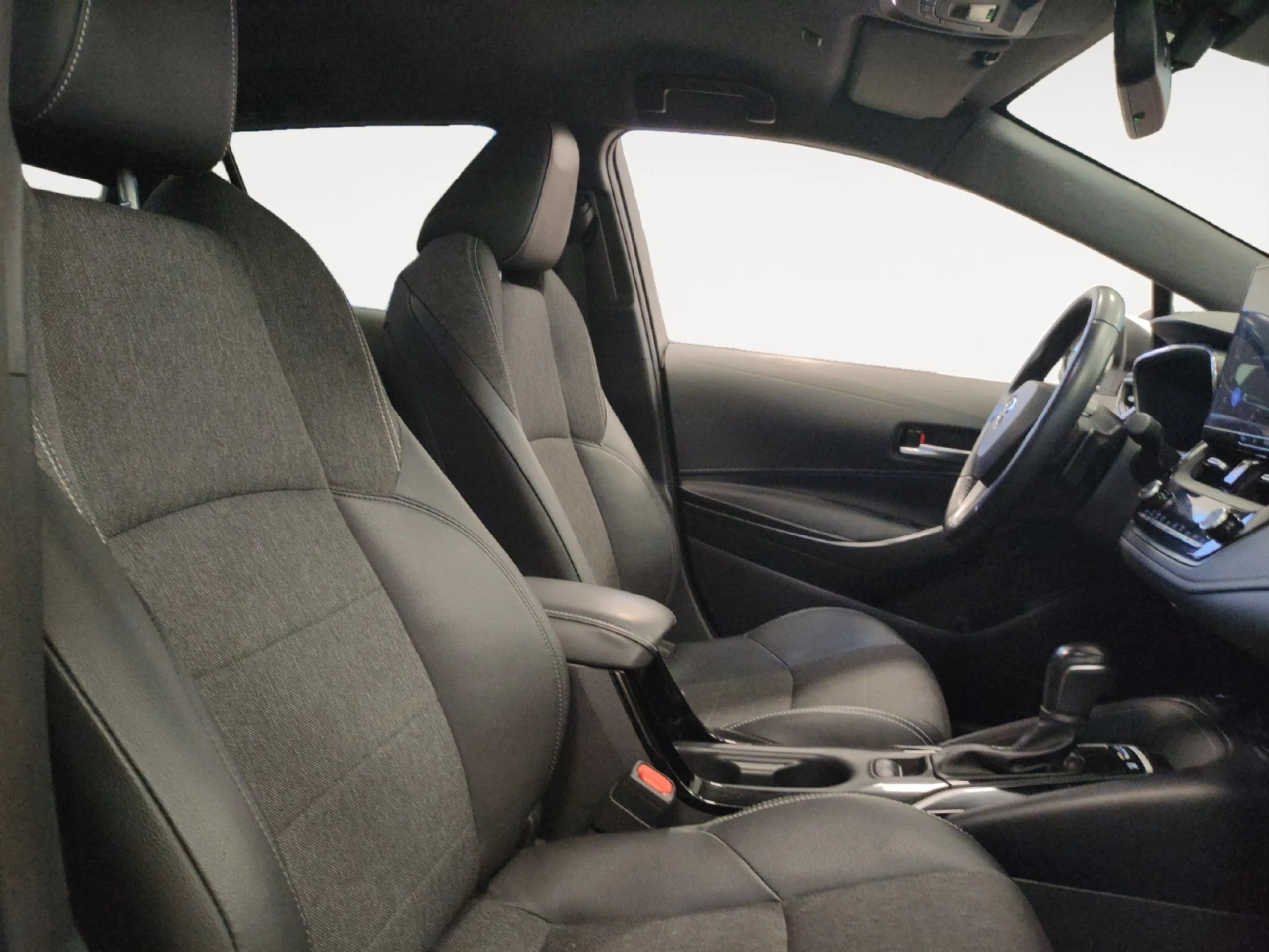 TOYOTA COROLLA 200H STYLE TOURING SPORT - Foto 4