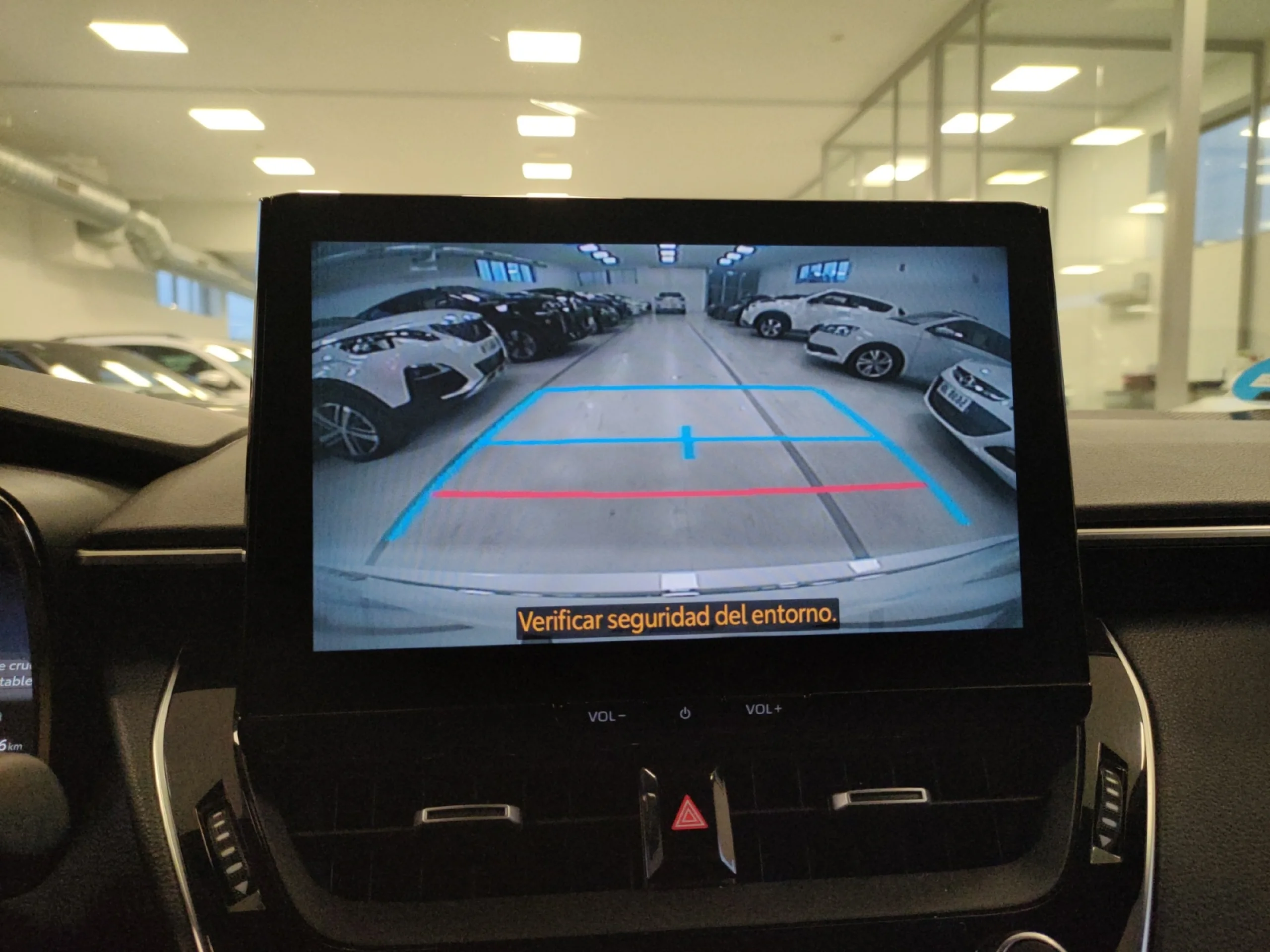 TOYOTA COROLLA 200H STYLE TOURING SPORT - Foto 12