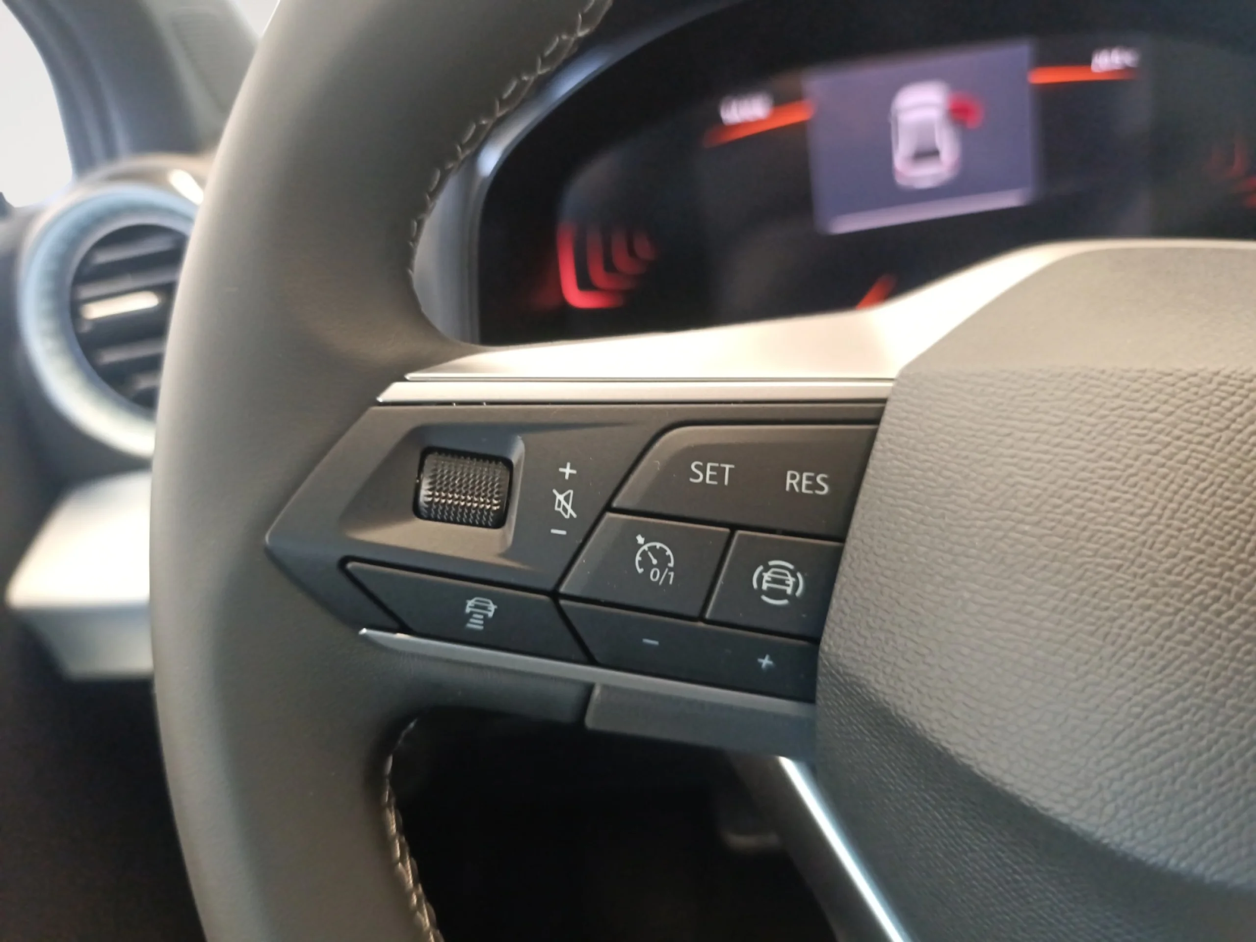 SEAT IBIZA 1.0 TSI 85KW (115CV) SPECIAL EDITION - Foto 11