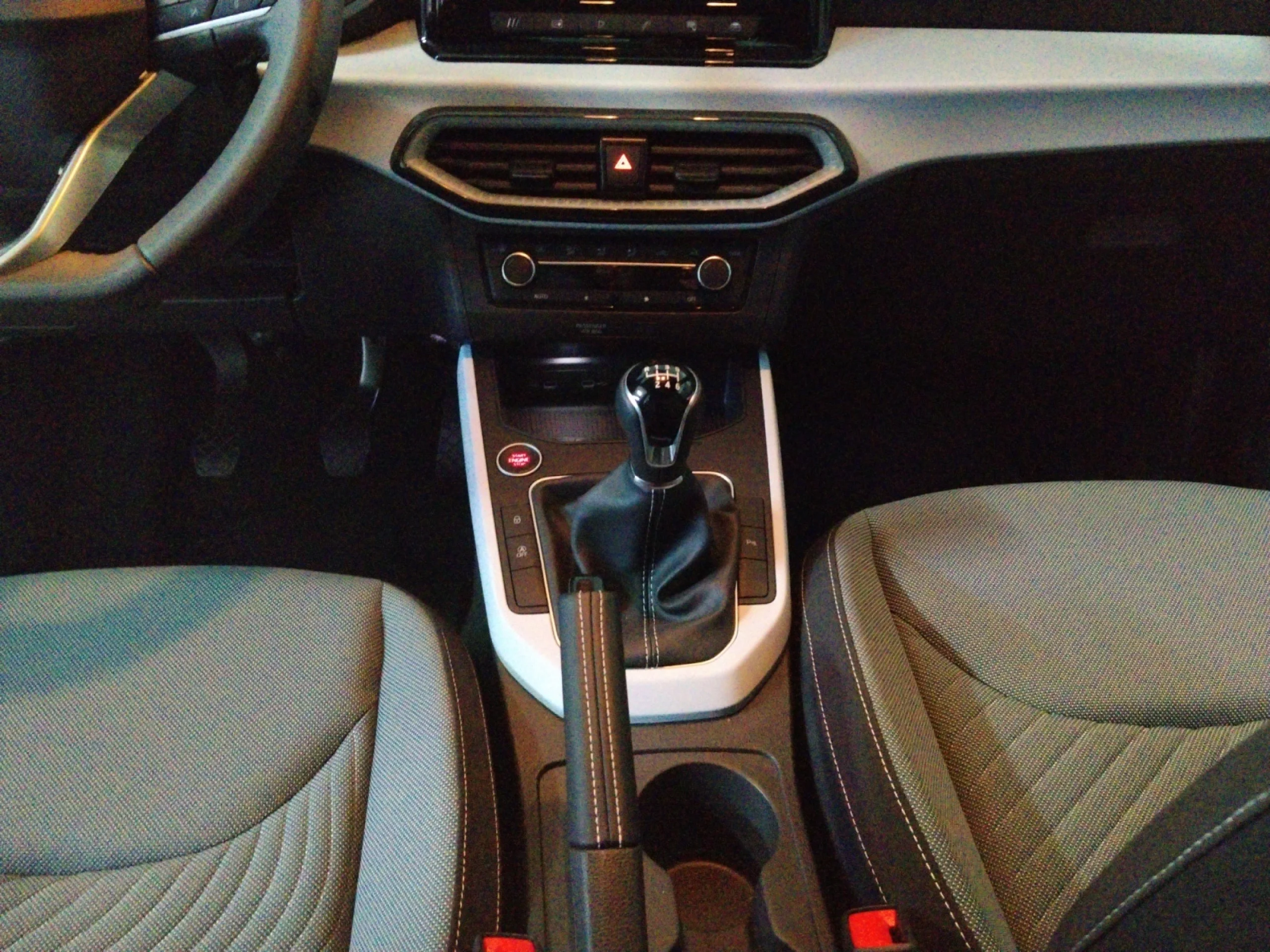 SEAT IBIZA 1.0 TSI 85KW (115CV) SPECIAL EDITION - Foto 10