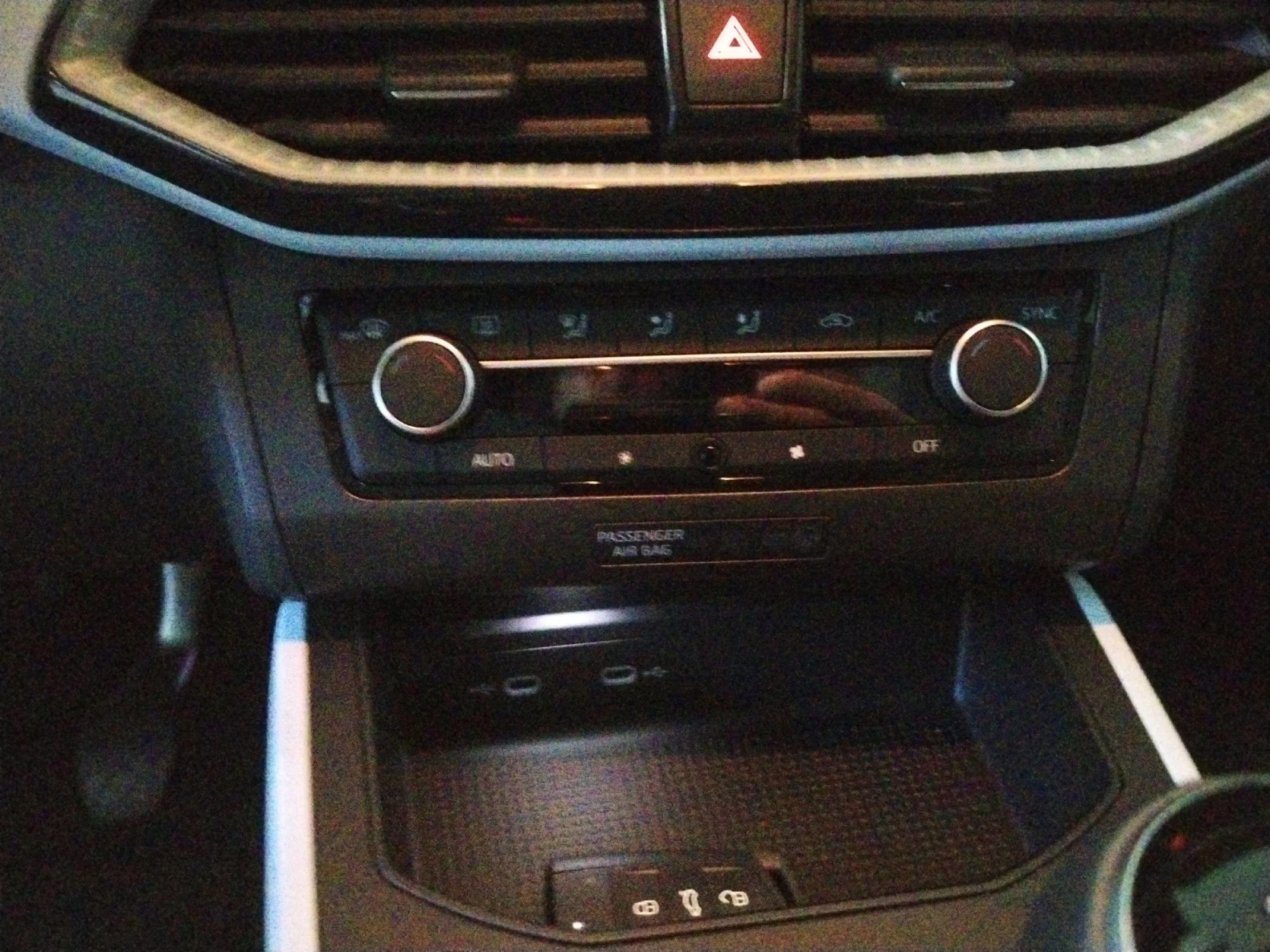 SEAT IBIZA 1.0 TSI 85KW (115CV) SPECIAL EDITION - Foto 13