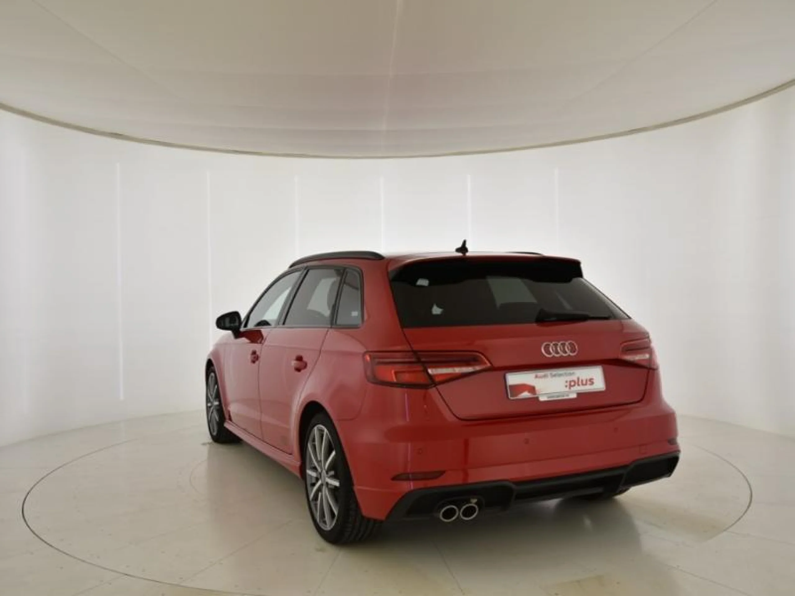 AUDI A3 SPORTBACK BLACK LINE 35 TFSI 110KW - Foto 2
