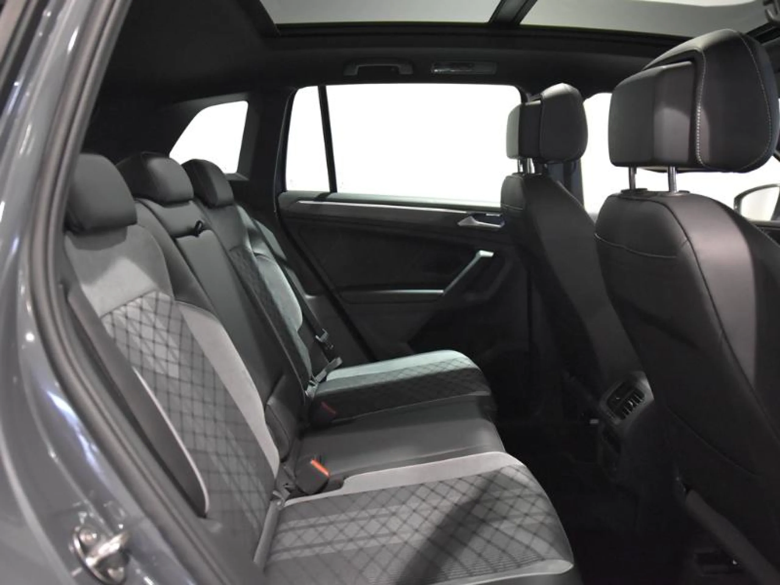 VOLKSWAGEN TIGUAN R LINE 2.0 TDI 110KW (150CV) DSG - Foto 6