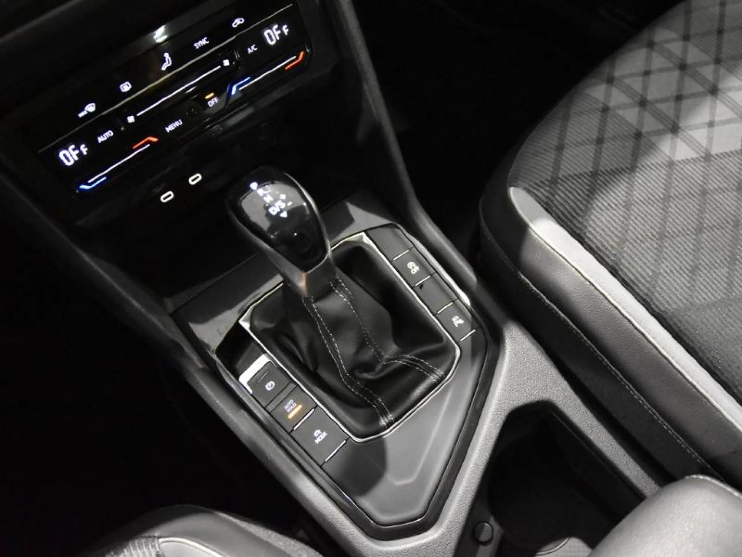 VOLKSWAGEN TIGUAN R LINE 2.0 TDI 110KW (150CV) DSG - Foto 11