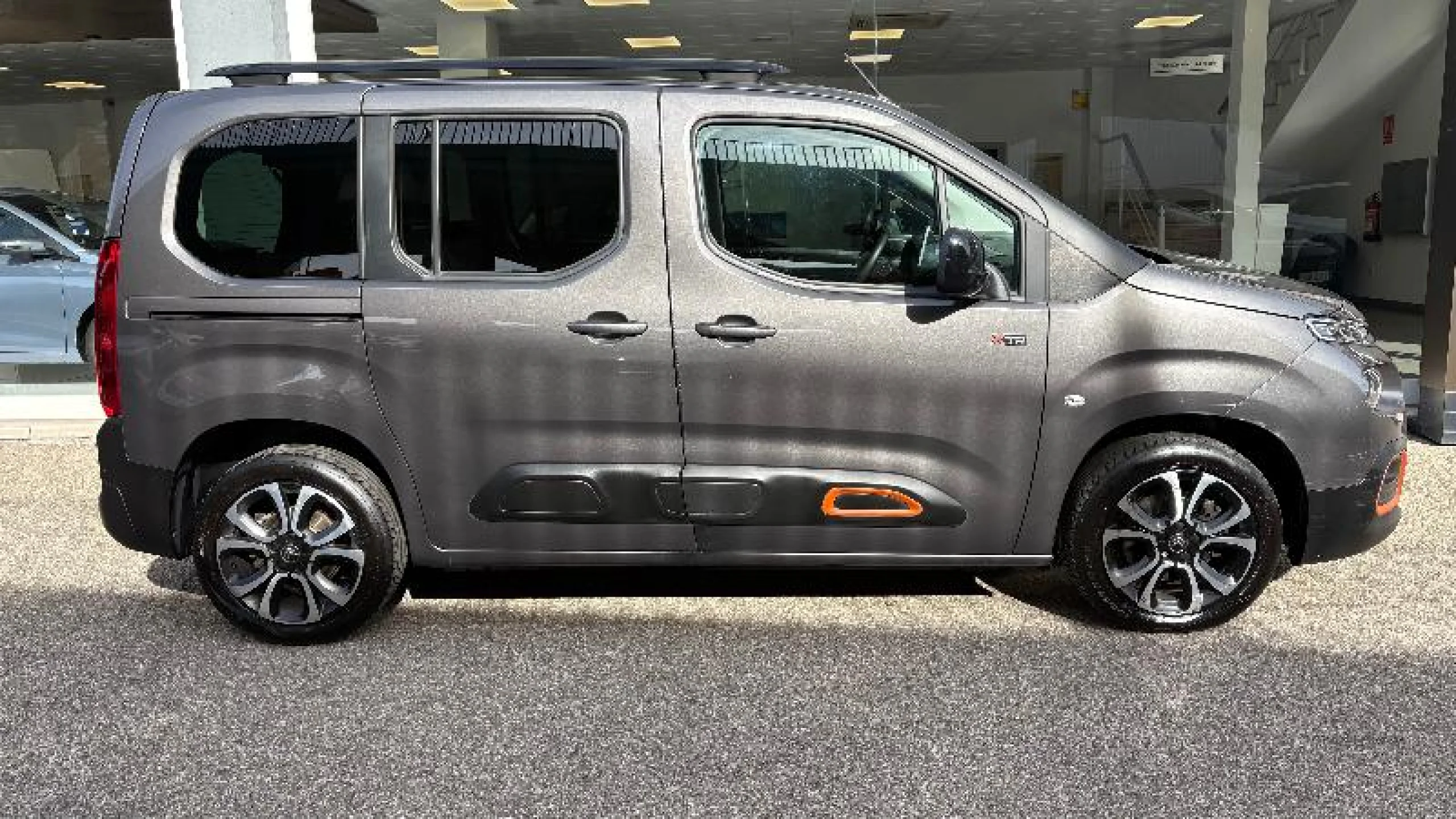 CITROEN BERLINGO TALLA M BLUEHDI 130 S&S EAT8 SHINE - Foto 4