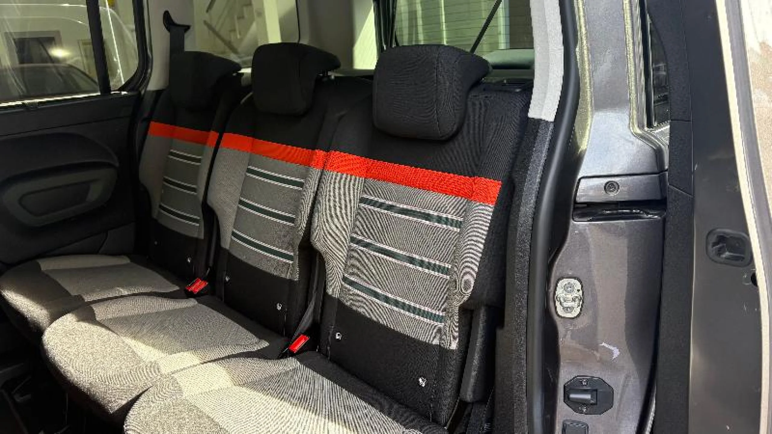 CITROEN BERLINGO TALLA M BLUEHDI 130 S&S EAT8 SHINE - Foto 30