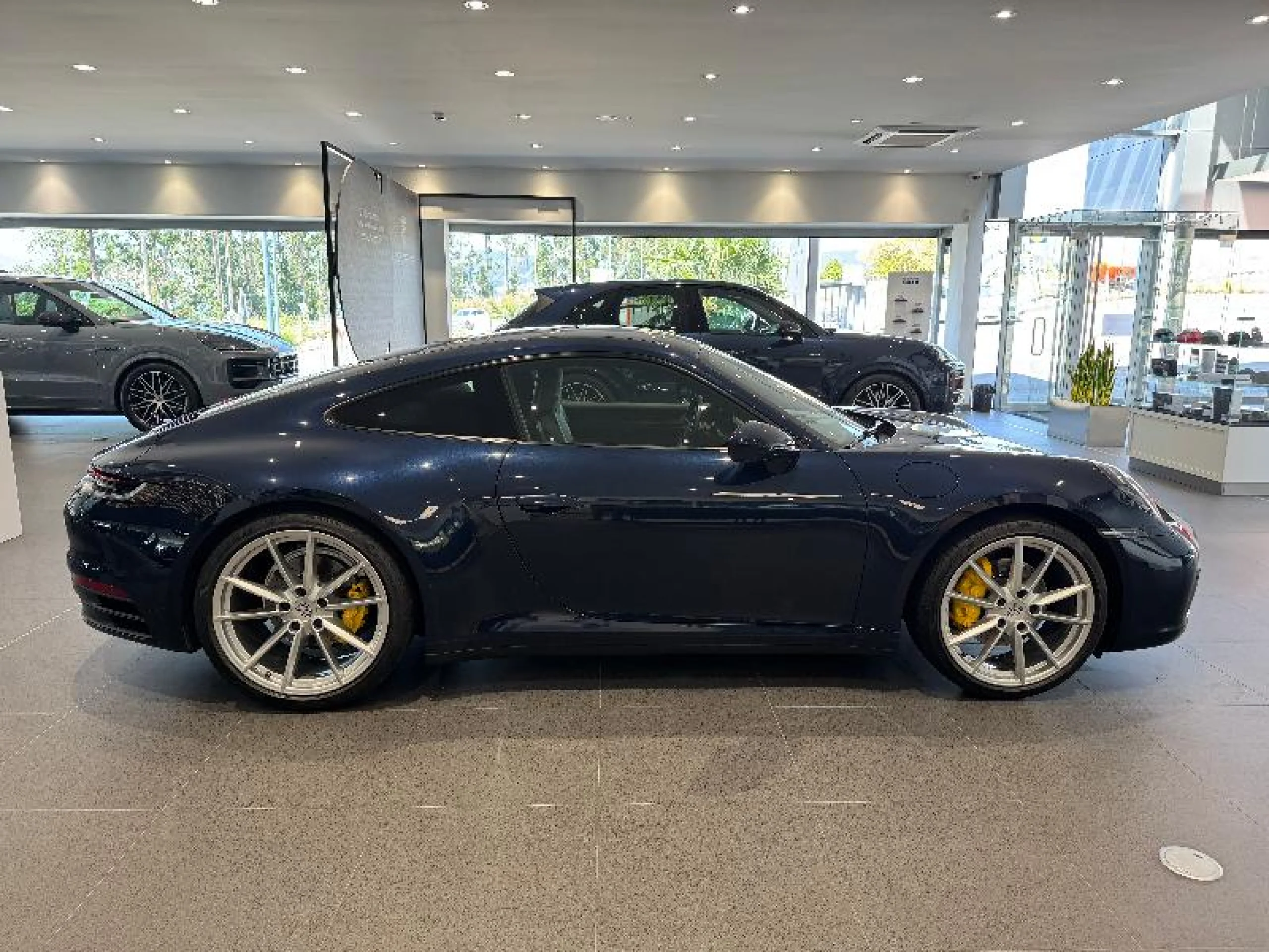 PORSCHE 911 CARRERA 4 - Foto 5