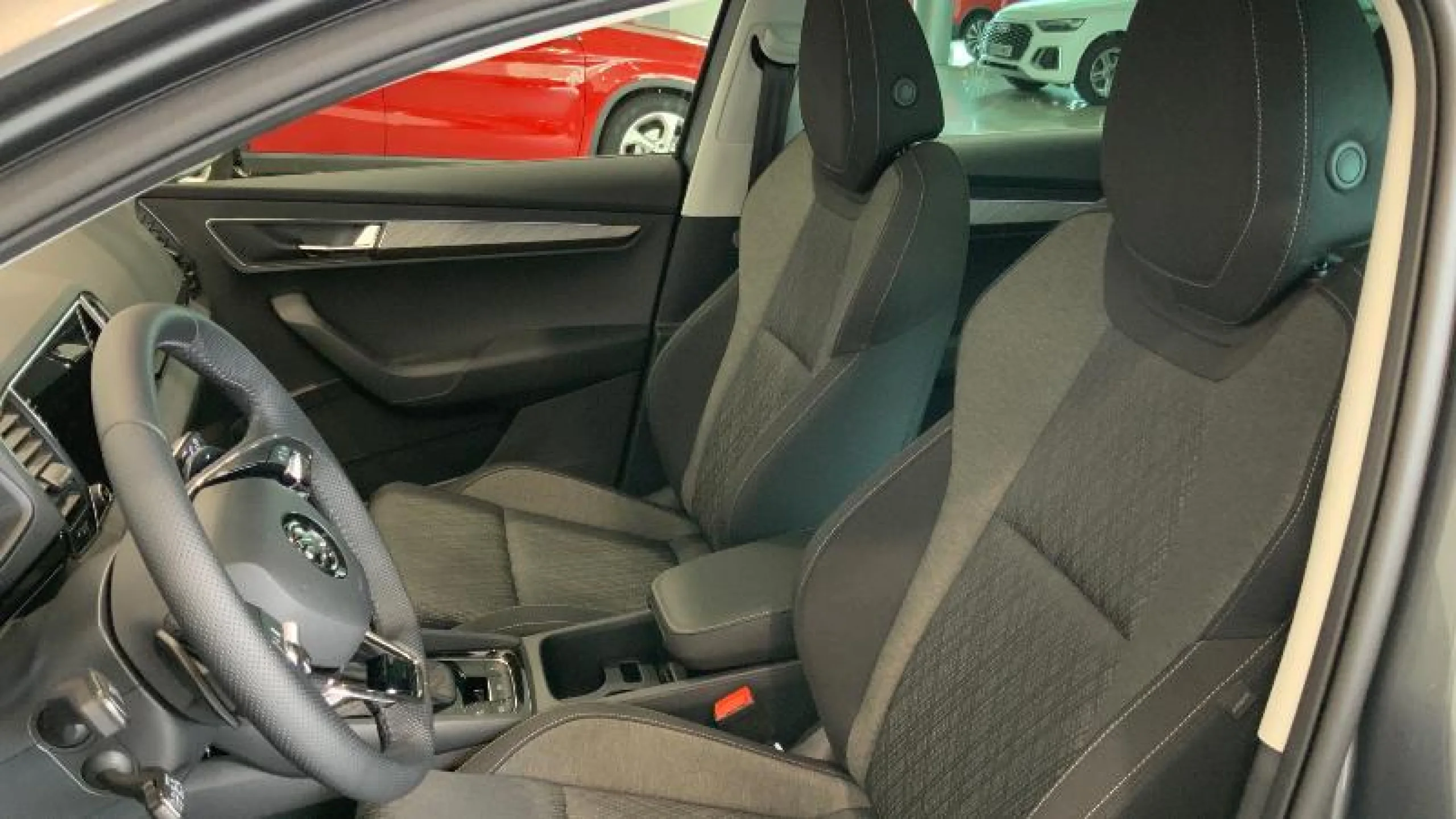 SKODA KAROQ 2.0 TDI 110KW (150CV) DSG 4X4 STYLE - Foto 9