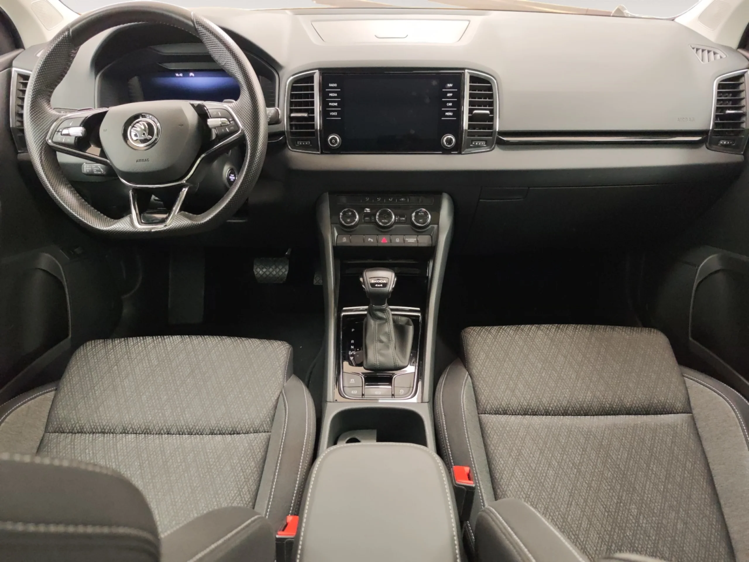 SKODA KAROQ 2.0 TDI 110KW (150CV) DSG 4X4 STYLE - Foto 4