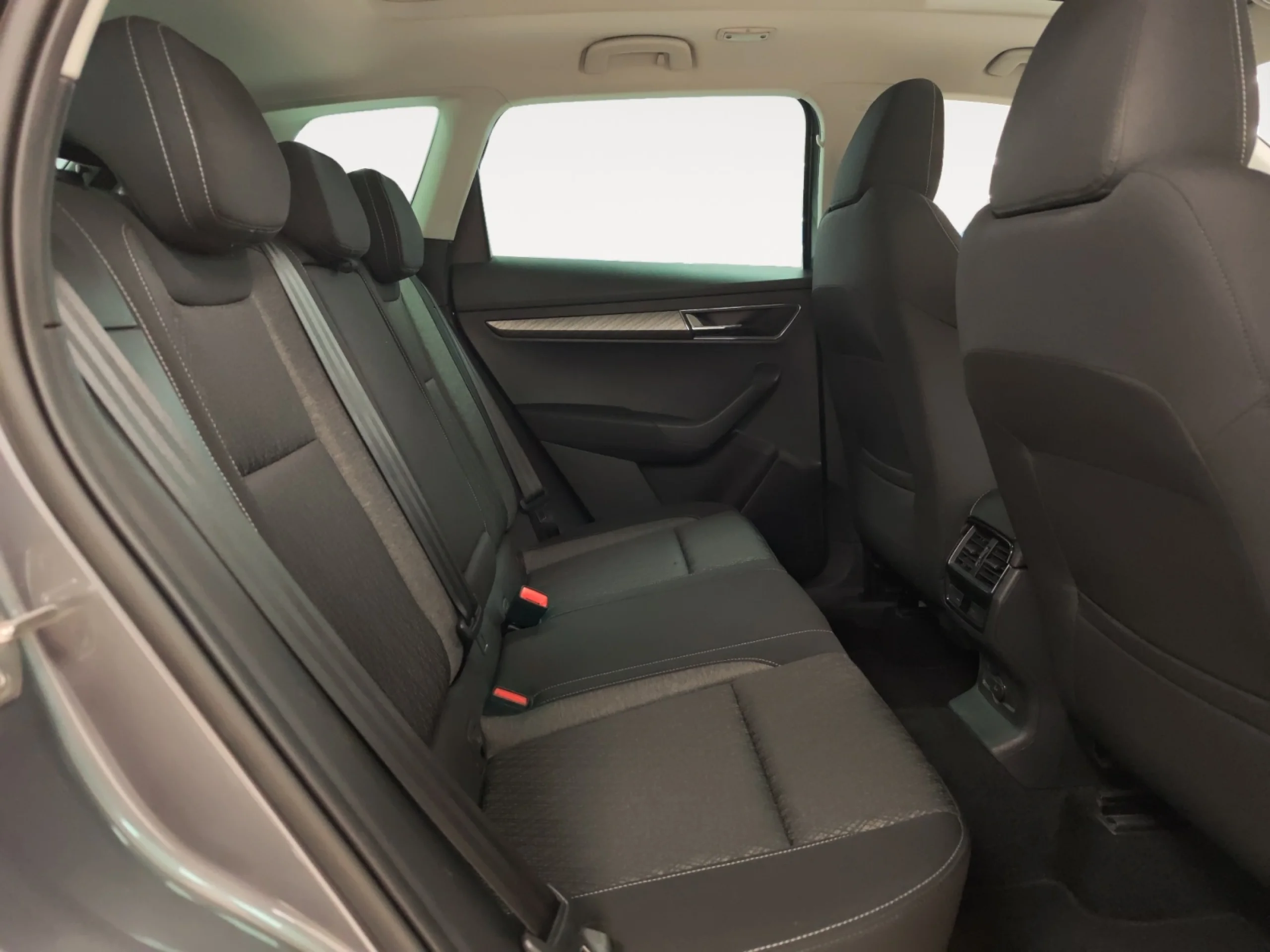 SKODA KAROQ 2.0 TDI 110KW (150CV) DSG 4X4 STYLE - Foto 6