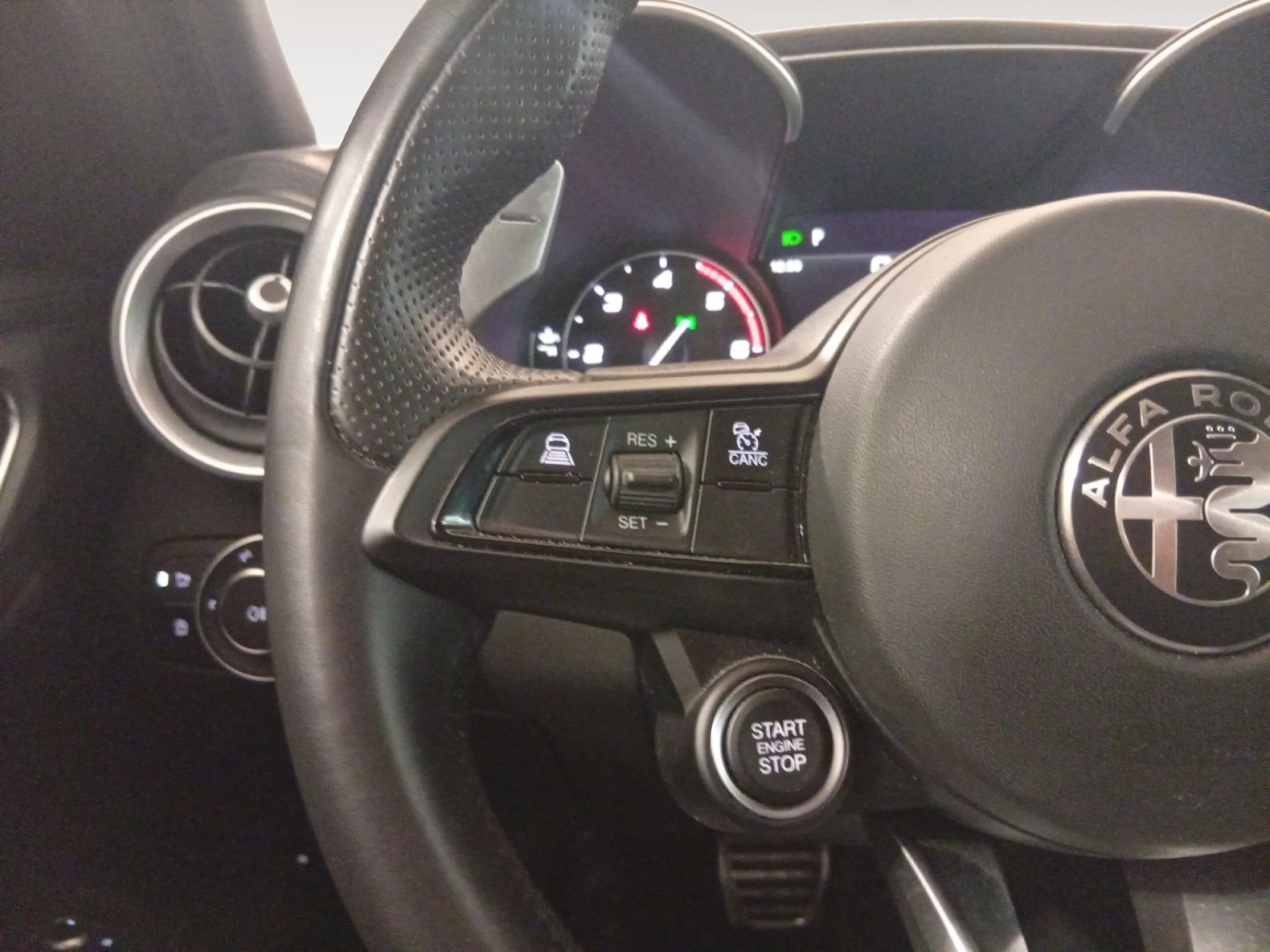 ALFA ROMEO GIULIA 2.2 DIESEL 154KW (210CV) VELOCE Q4 - Foto 13