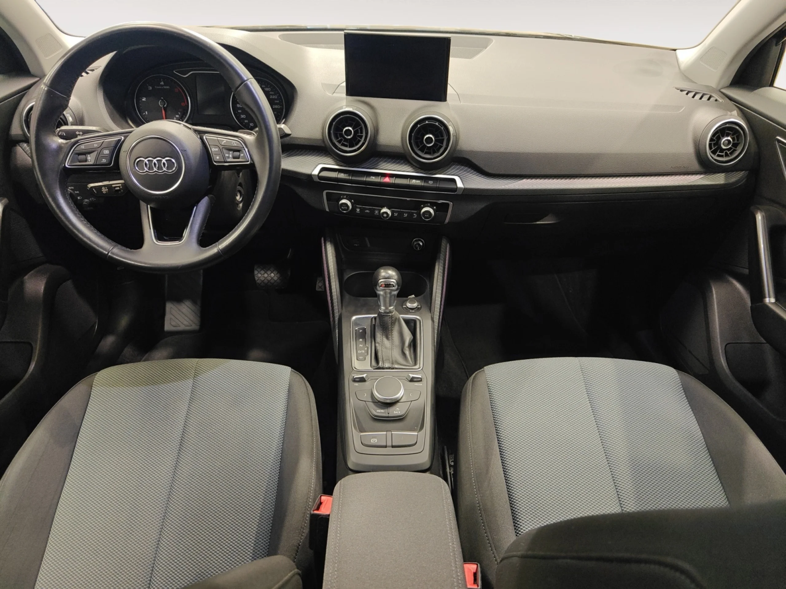 AUDI Q2 DESIGN 30 TDI 85KW (116CV) S TRONIC - Foto 4