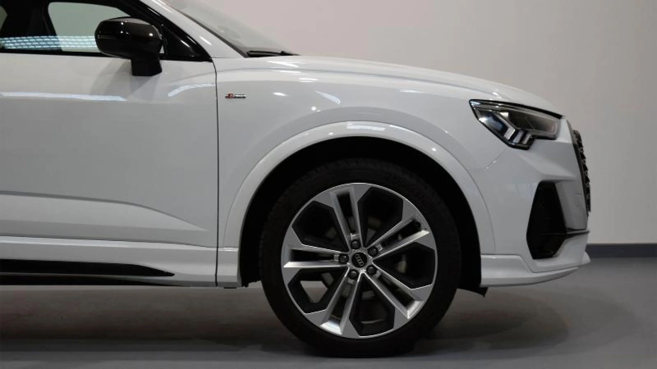 AUDI Q3 SPORTBACK 35 TFSI 110KW(150CV) S TRONIC BLACK LINE - Foto 8