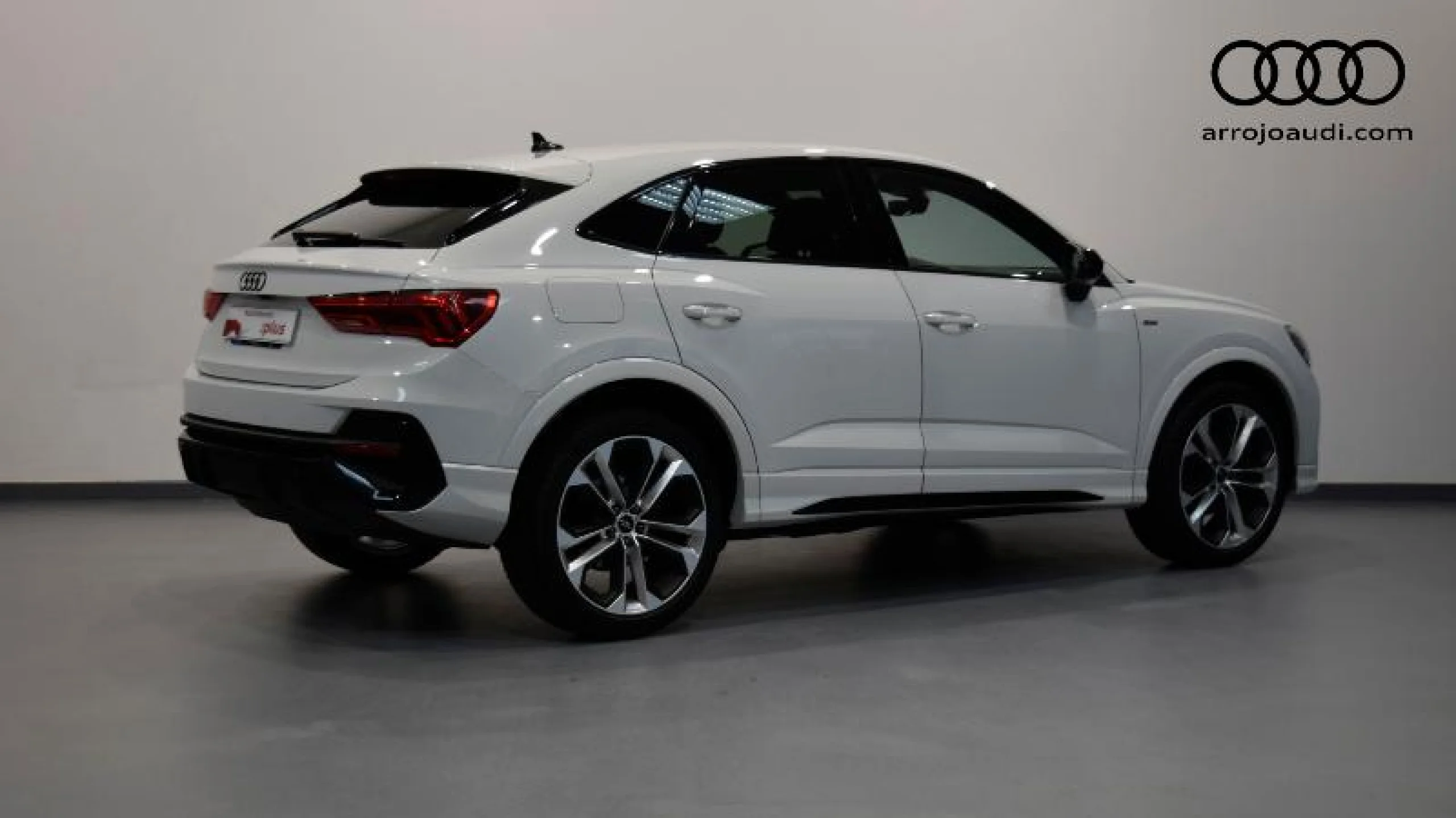 AUDI Q3 SPORTBACK 35 TFSI 110KW(150CV) S TRONIC BLACK LINE - Foto 12