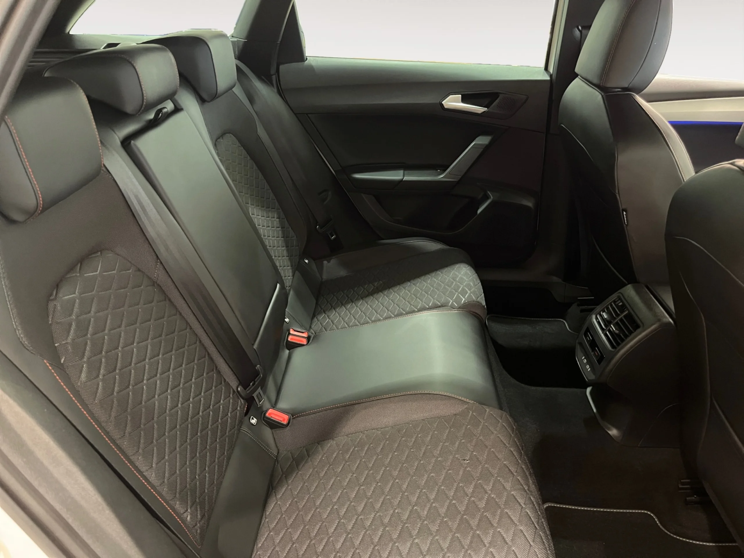 SEAT LEON ST 2.0 TDI 110KW (150CV) S&S FR FAST ED - Foto 5