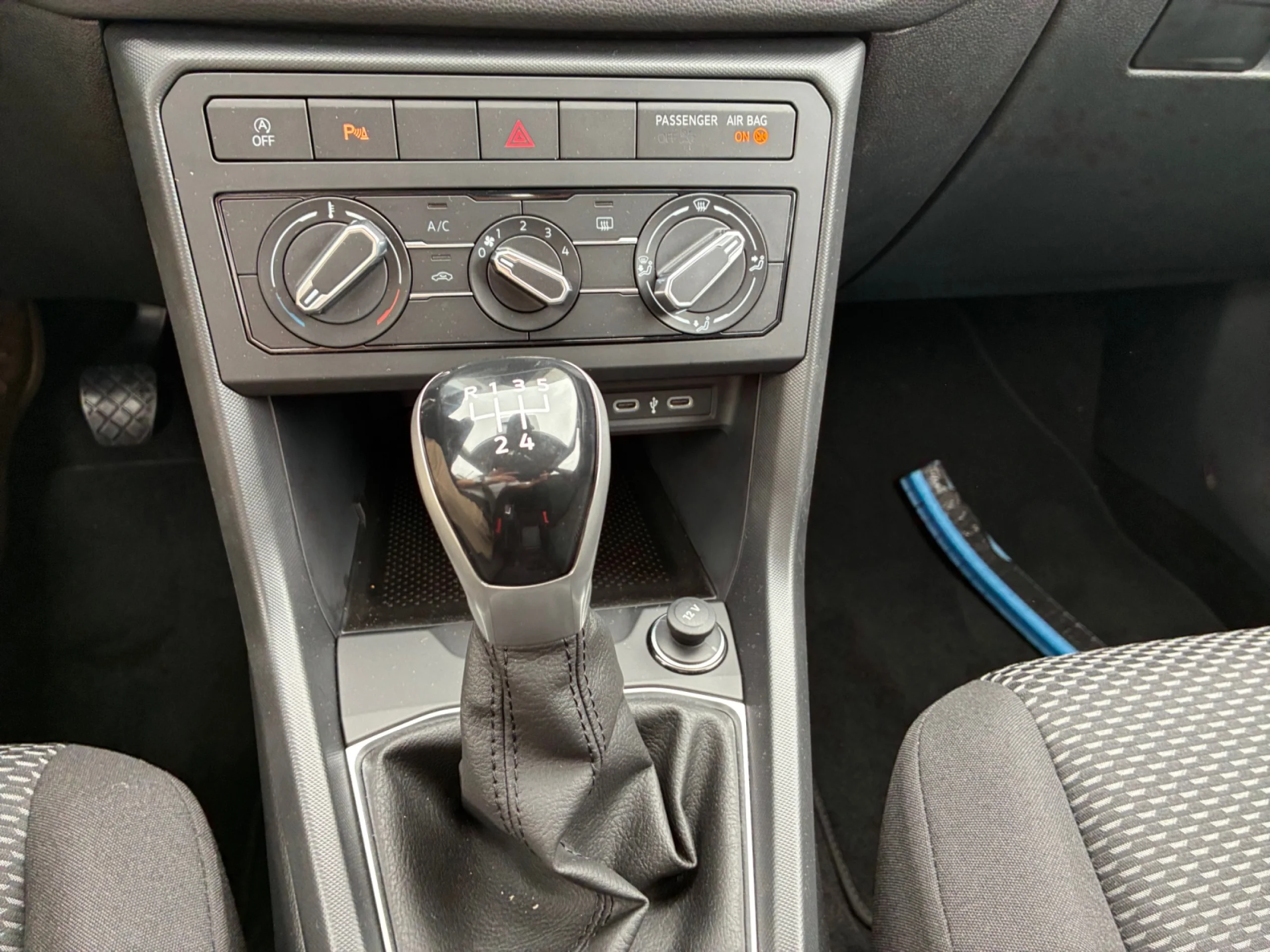 VOLKSWAGEN T CROSS T CROSS T CROSS  1.0 TSI 70 KW (95 CV)  5 VEL. - Foto 17
