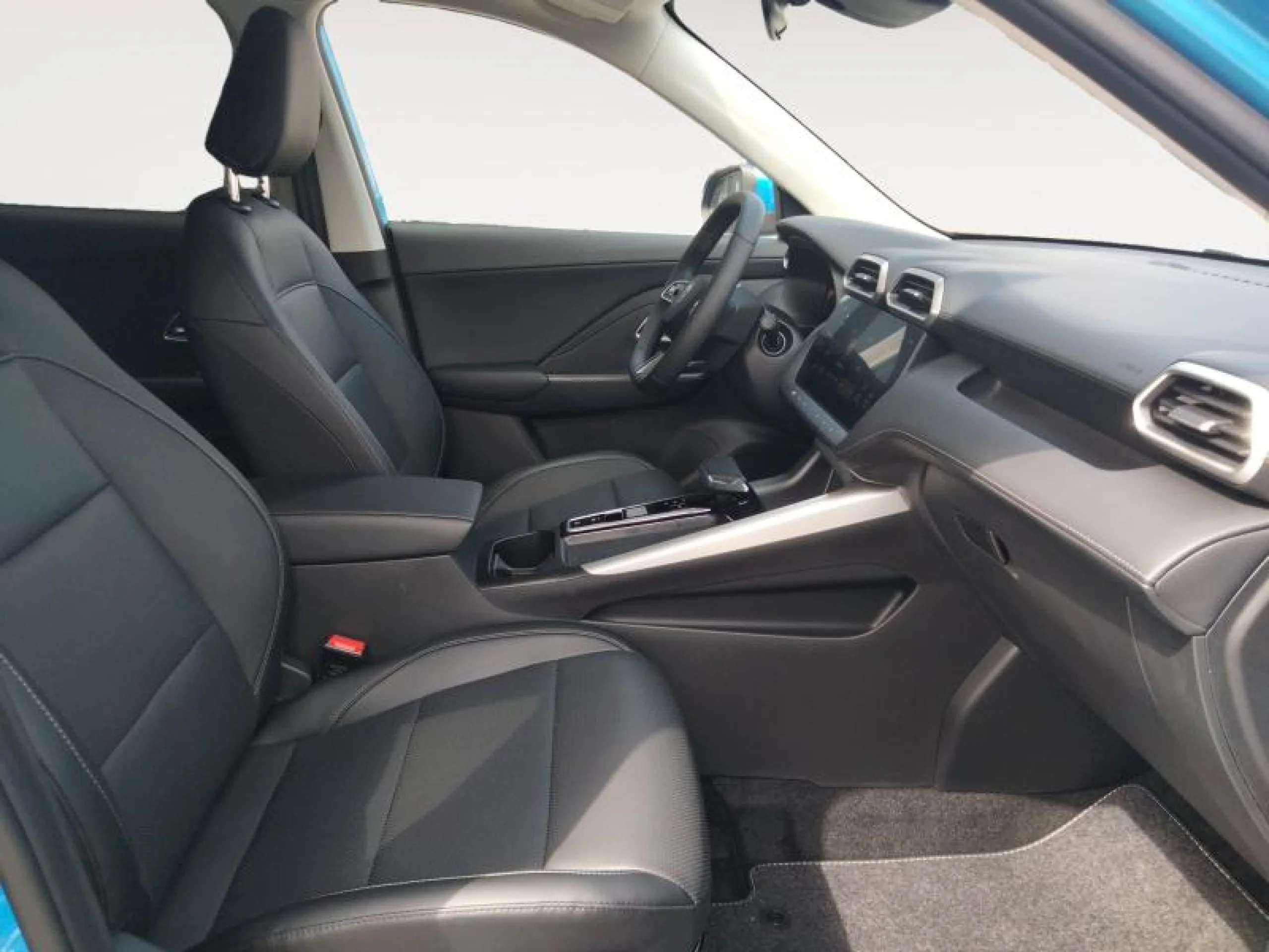 MG MGZS MG ZS32 1.5L HEV 2KWH AT 2WD LUX LHD NO OPTION DARK BLUE - Foto 5