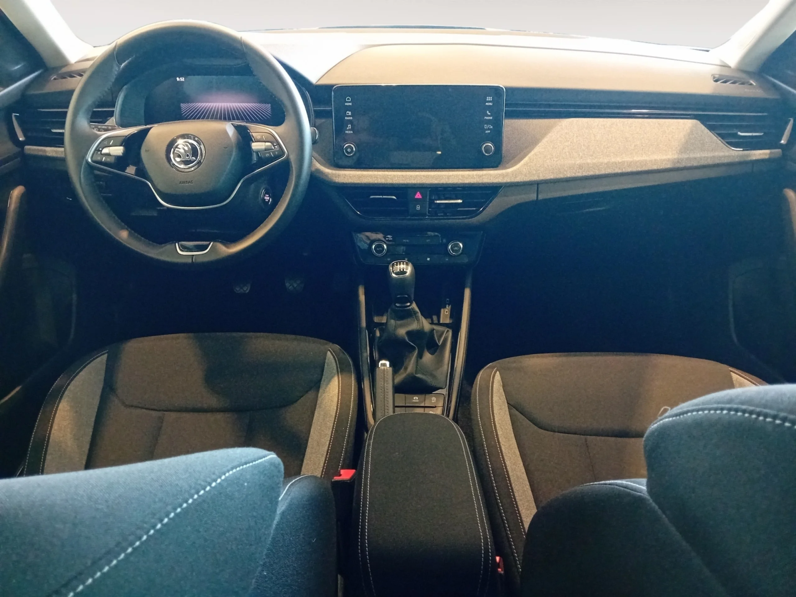 SKODA KAMIQ 1.0 TSI 85KW (115CV) SELECTION - Foto 4