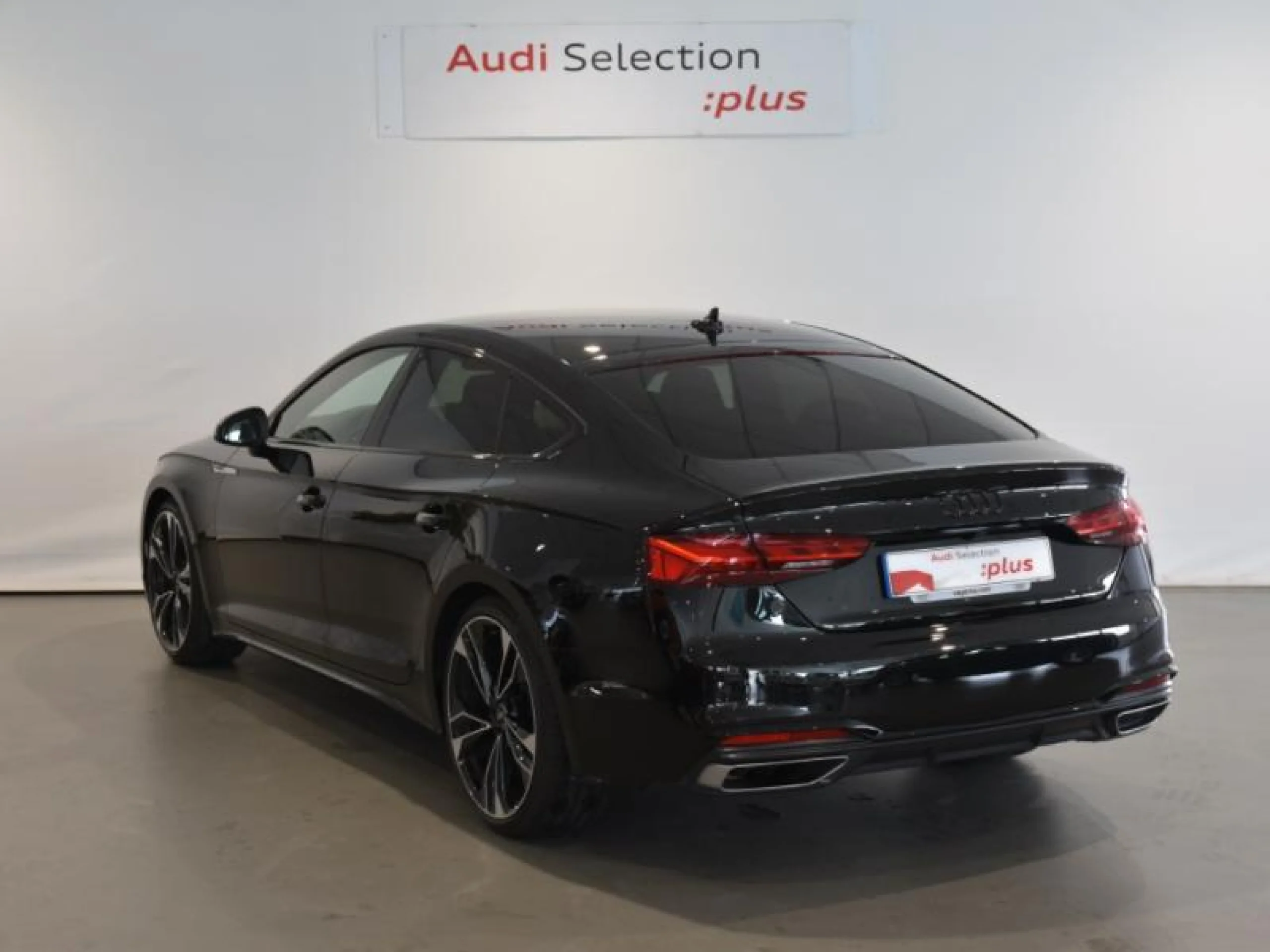 AUDI A5 BLACK LINE 40 TDI S TRONIC SPORTBACK - Foto 2
