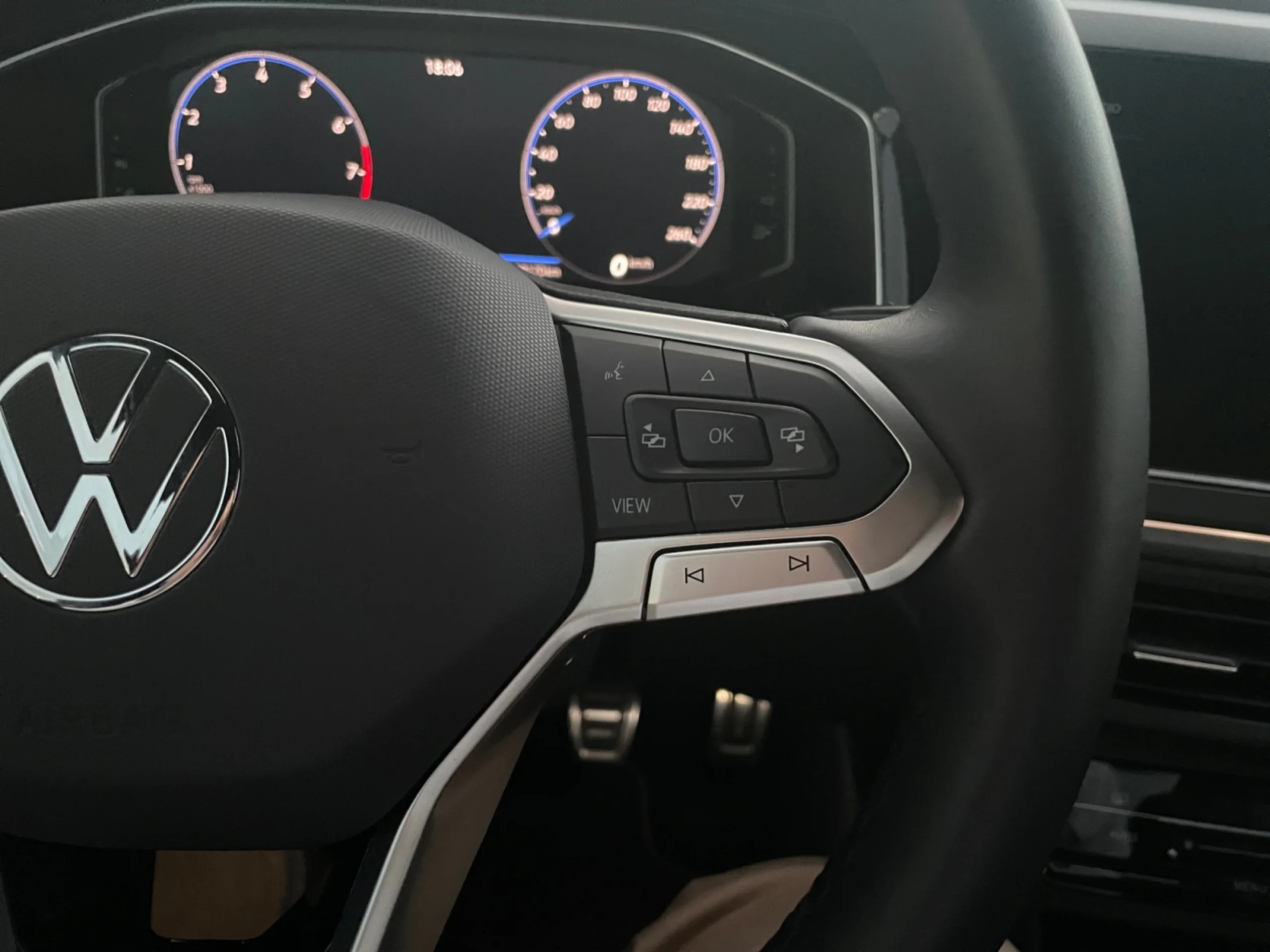 VOLKSWAGEN TAIGO R LINE 1.0 TSI 81KW (110CV) - Foto 10