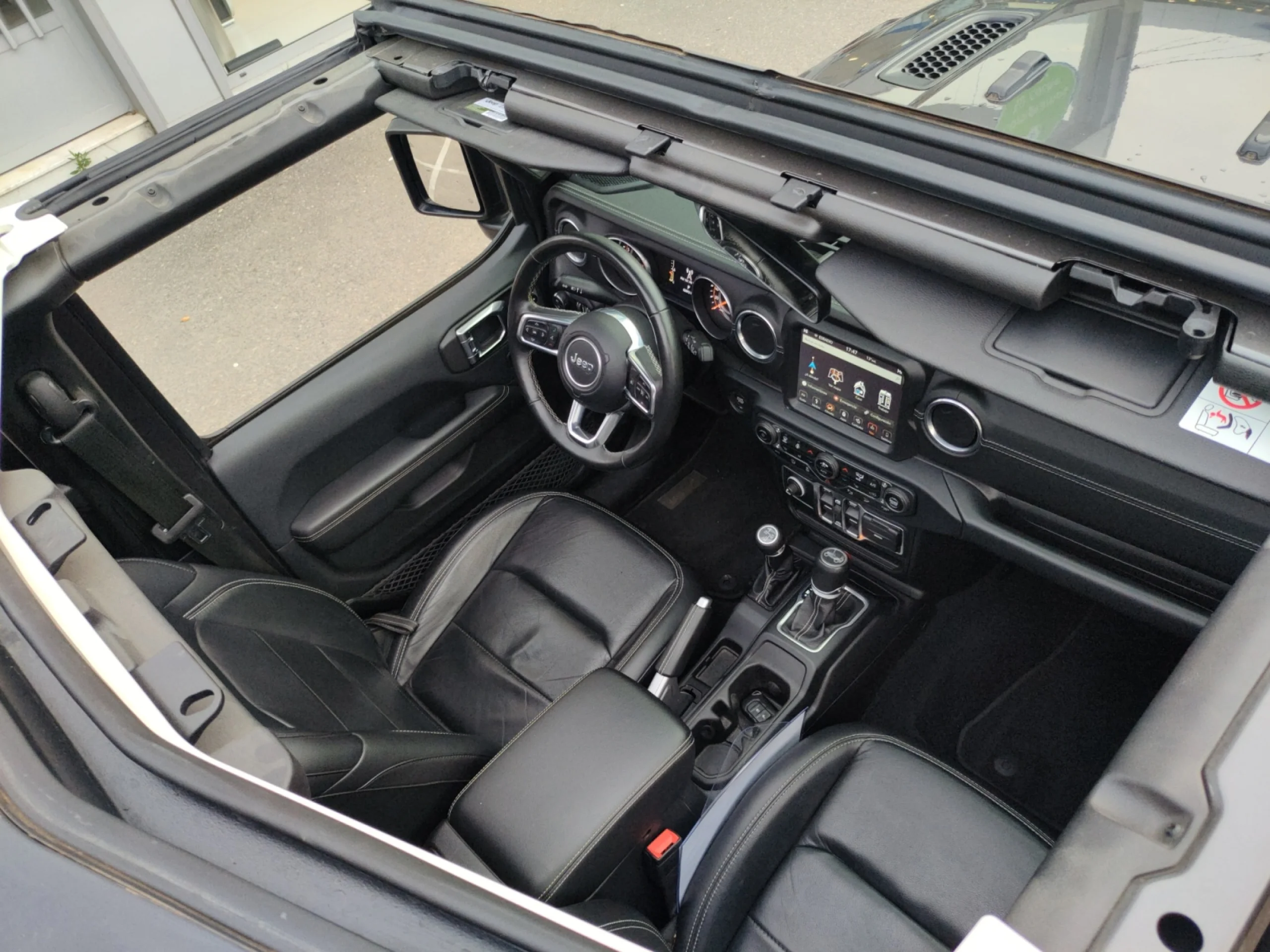 JEEP WRANGLER 4P 2.0T GME SAHARA 8ATX E6D - Foto 16