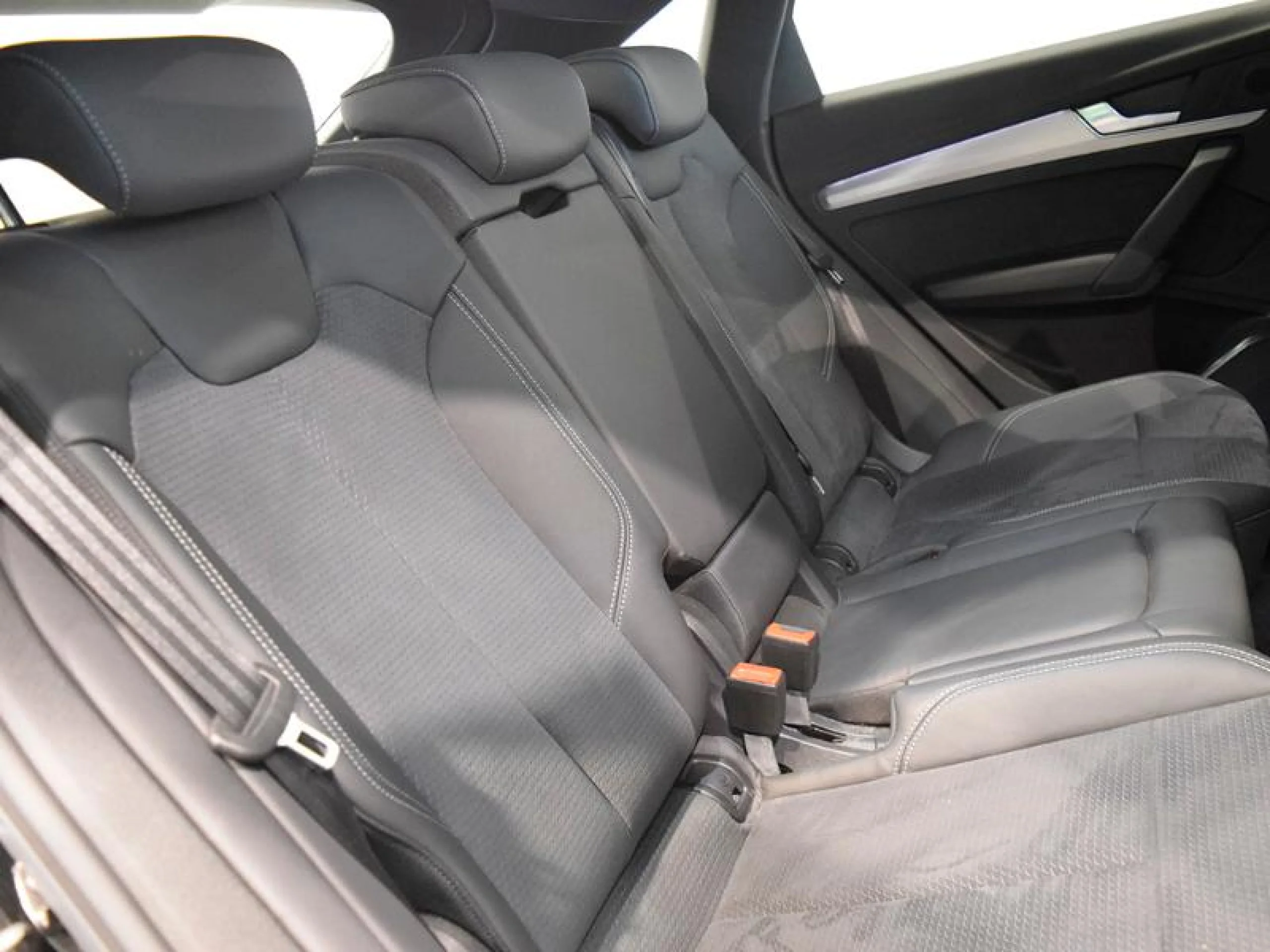 AUDI Q5 SPORTBACK BLACK LINE 40 TDI 150KW QUATTRO ULTRA - Foto 6