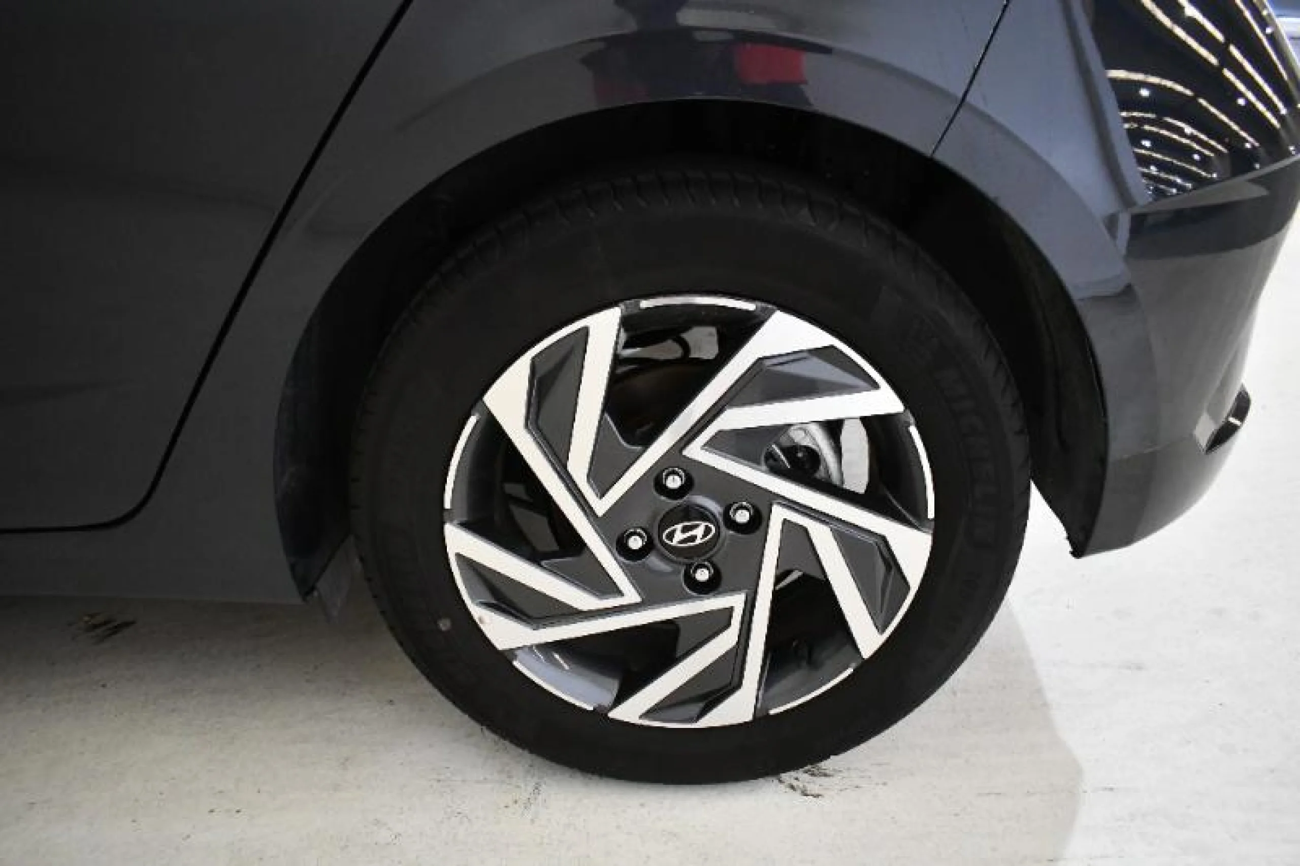 HYUNDAI I20 1.0 TGDI 74KW (100CV) KLASS - Foto 11