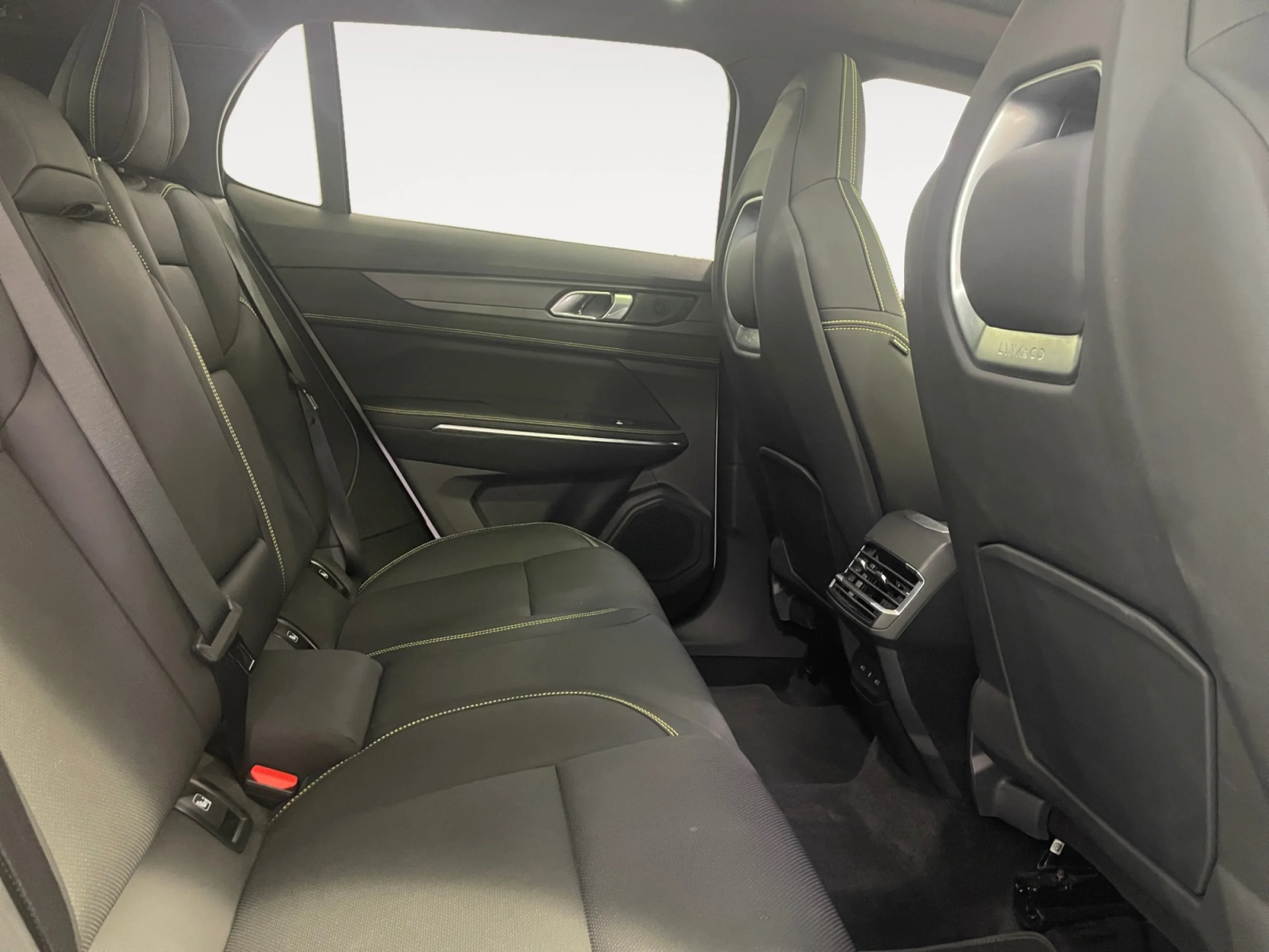 LYNK AND CO 01 MORE - Foto 6