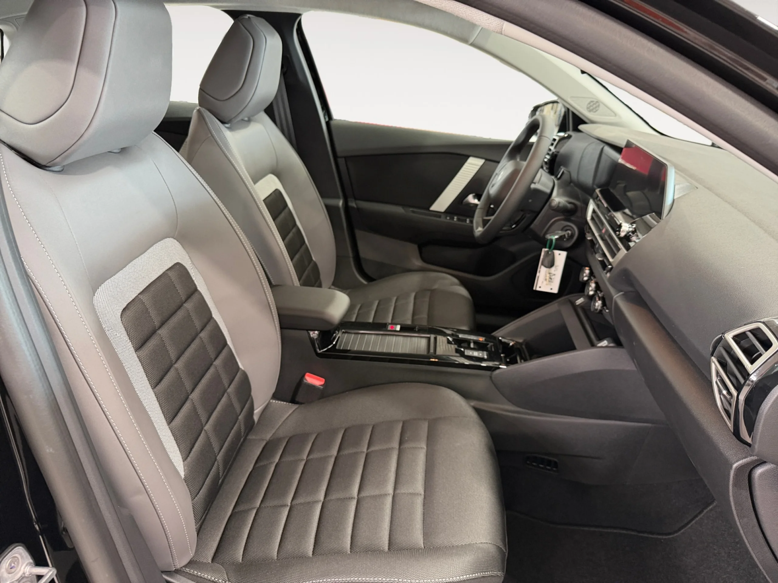CITROEN C4 NUEVO C4 HYBRID 110 Ë DSC6 PLUS - Foto 5