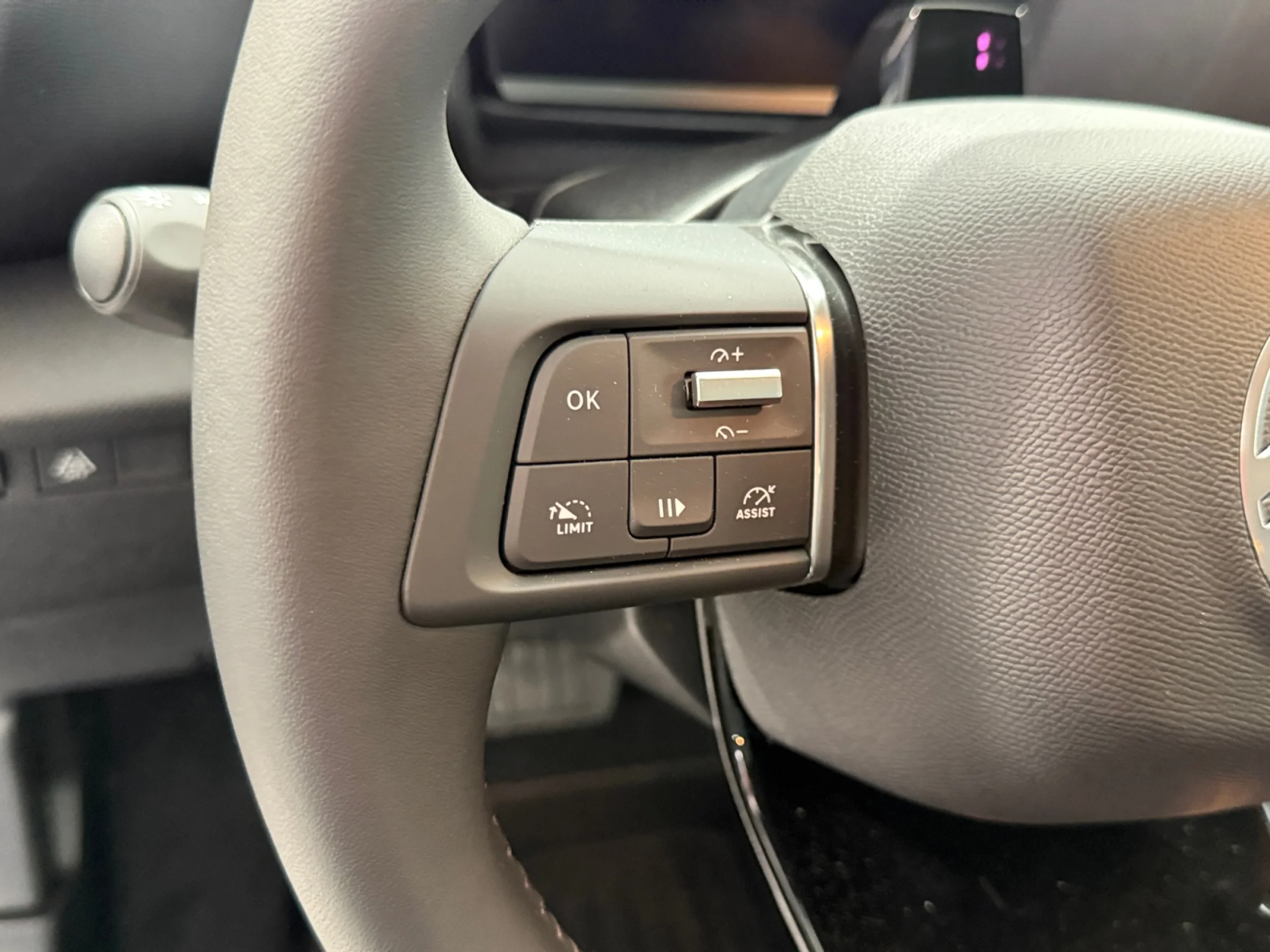 CITROEN C4 NUEVO C4 HYBRID 110 Ë DSC6 PLUS - Foto 9