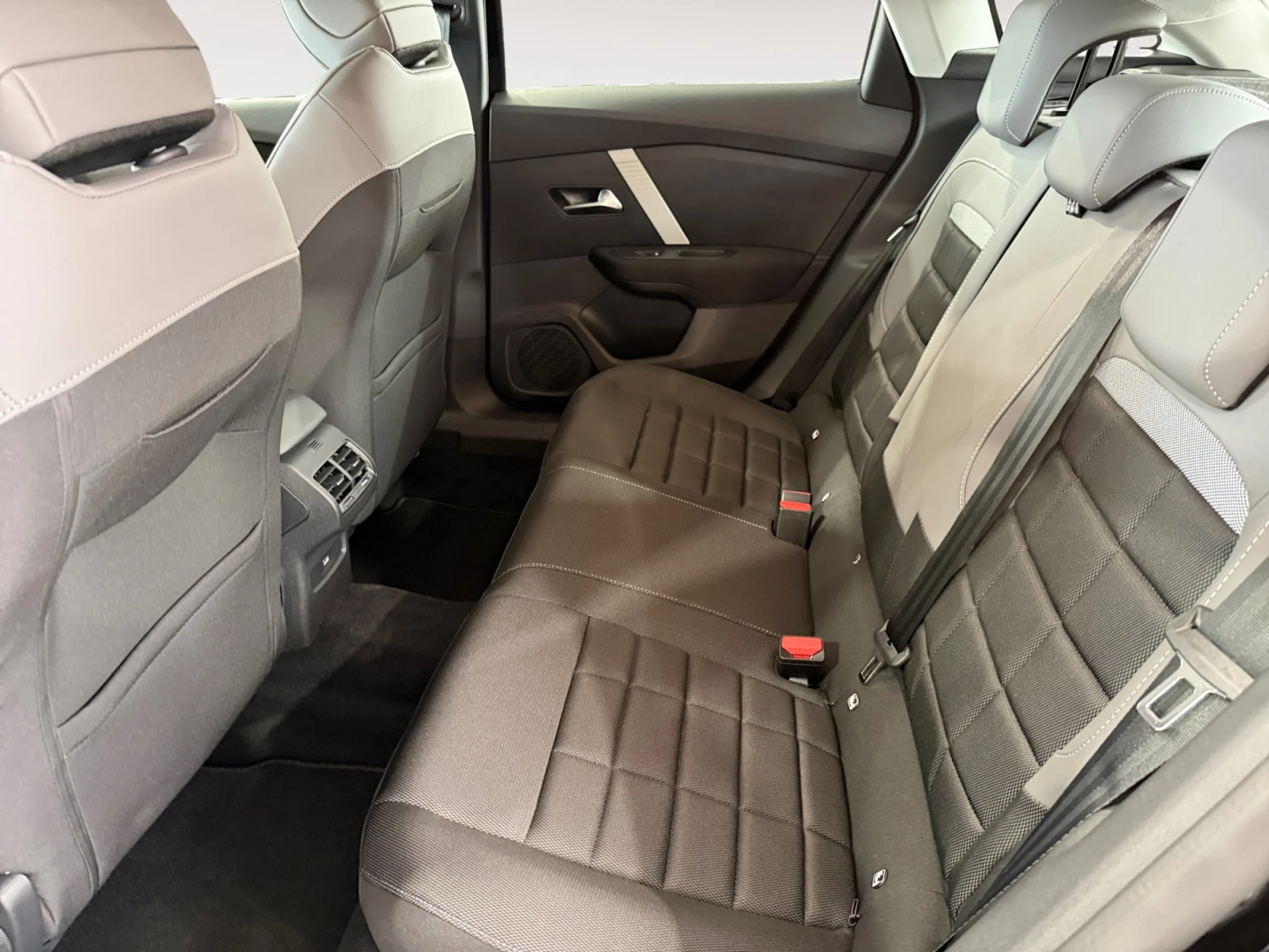 CITROEN C4 NUEVO C4 HYBRID 110 Ë DSC6 PLUS - Foto 24